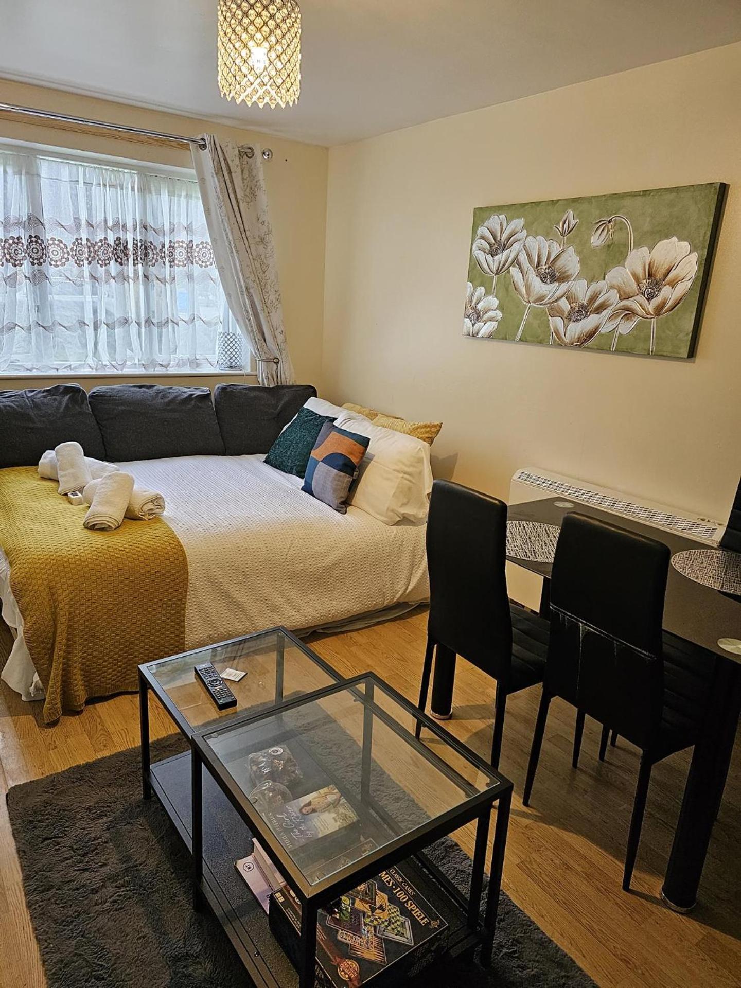 Appartement Inviting 1-bed In Near Hotsput *