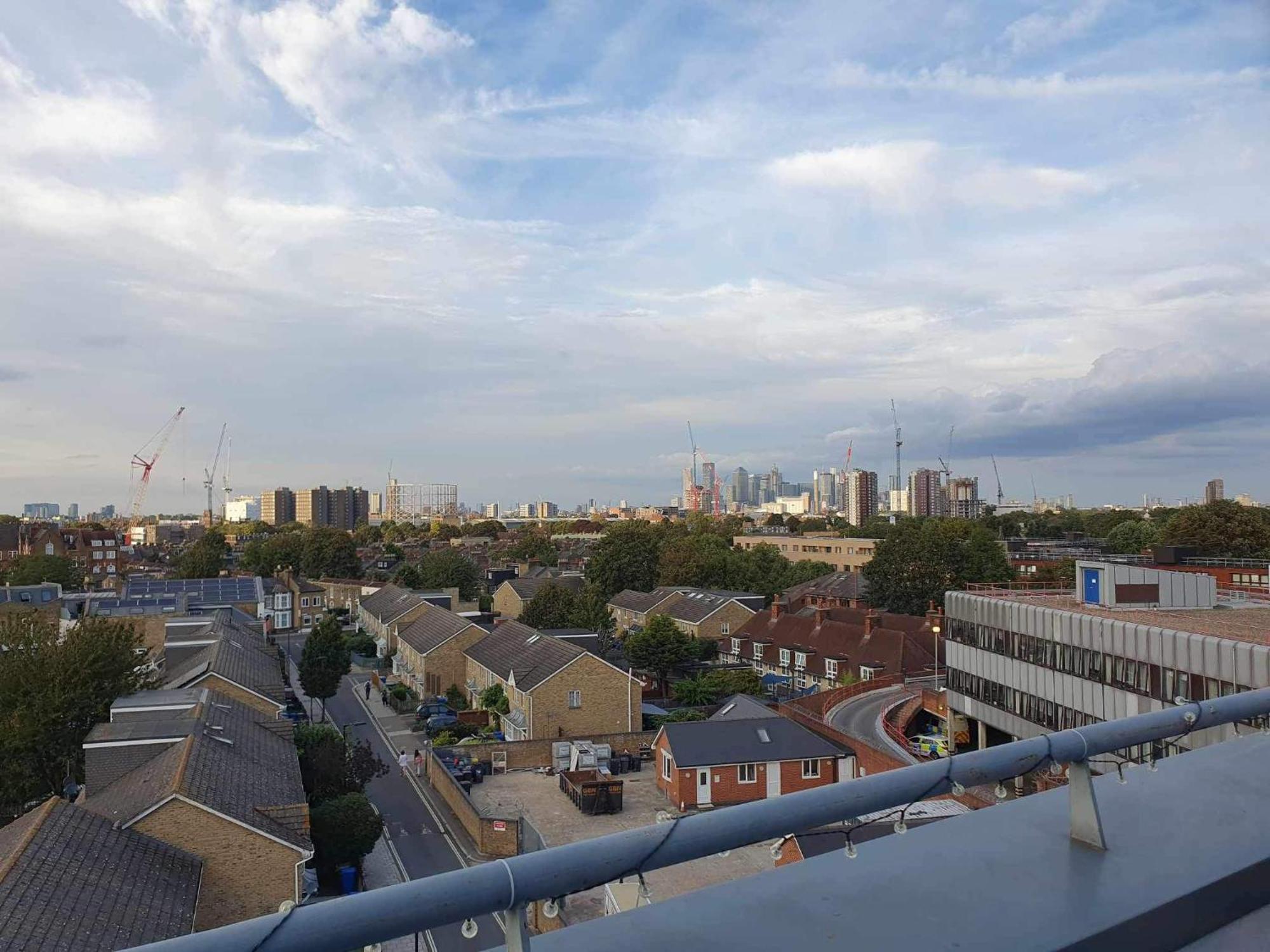 One Bedroom With Great Views * Londres