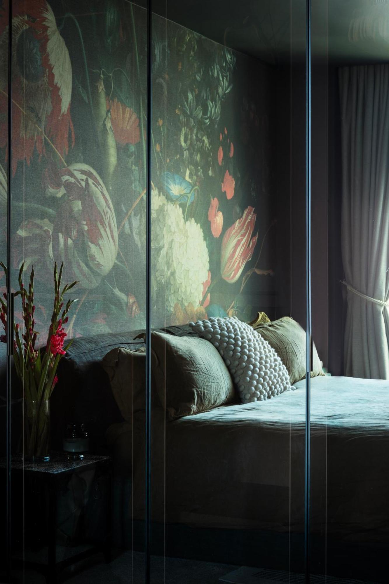 Luxurious Penthouse, Expansive Wrap-around Terrace Appartement