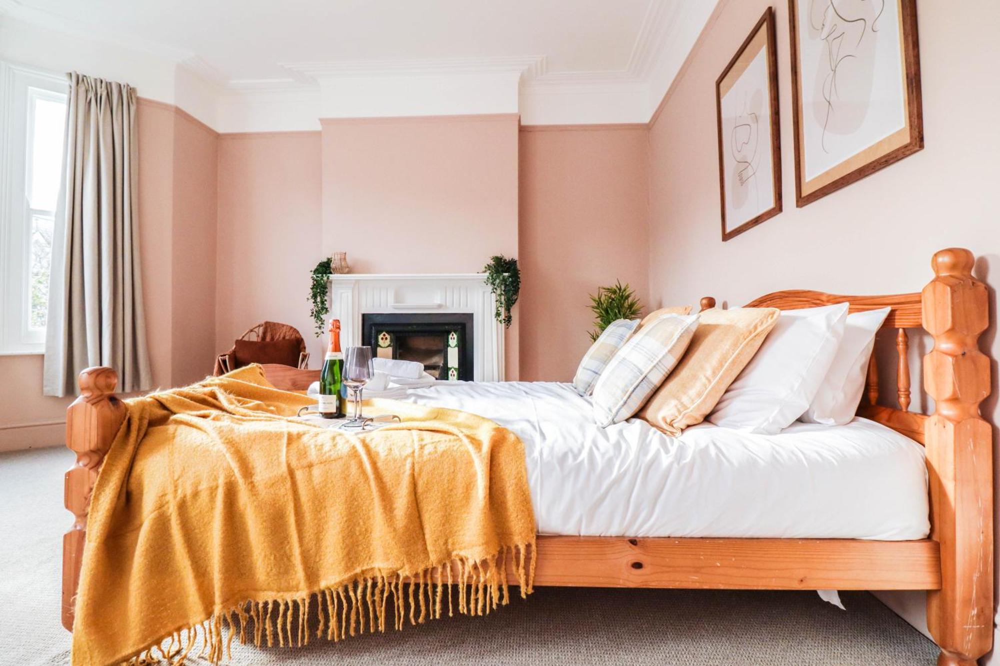 Stunning 5 Bed House In Clapham - Free Wifi! Casa de Férias Londres