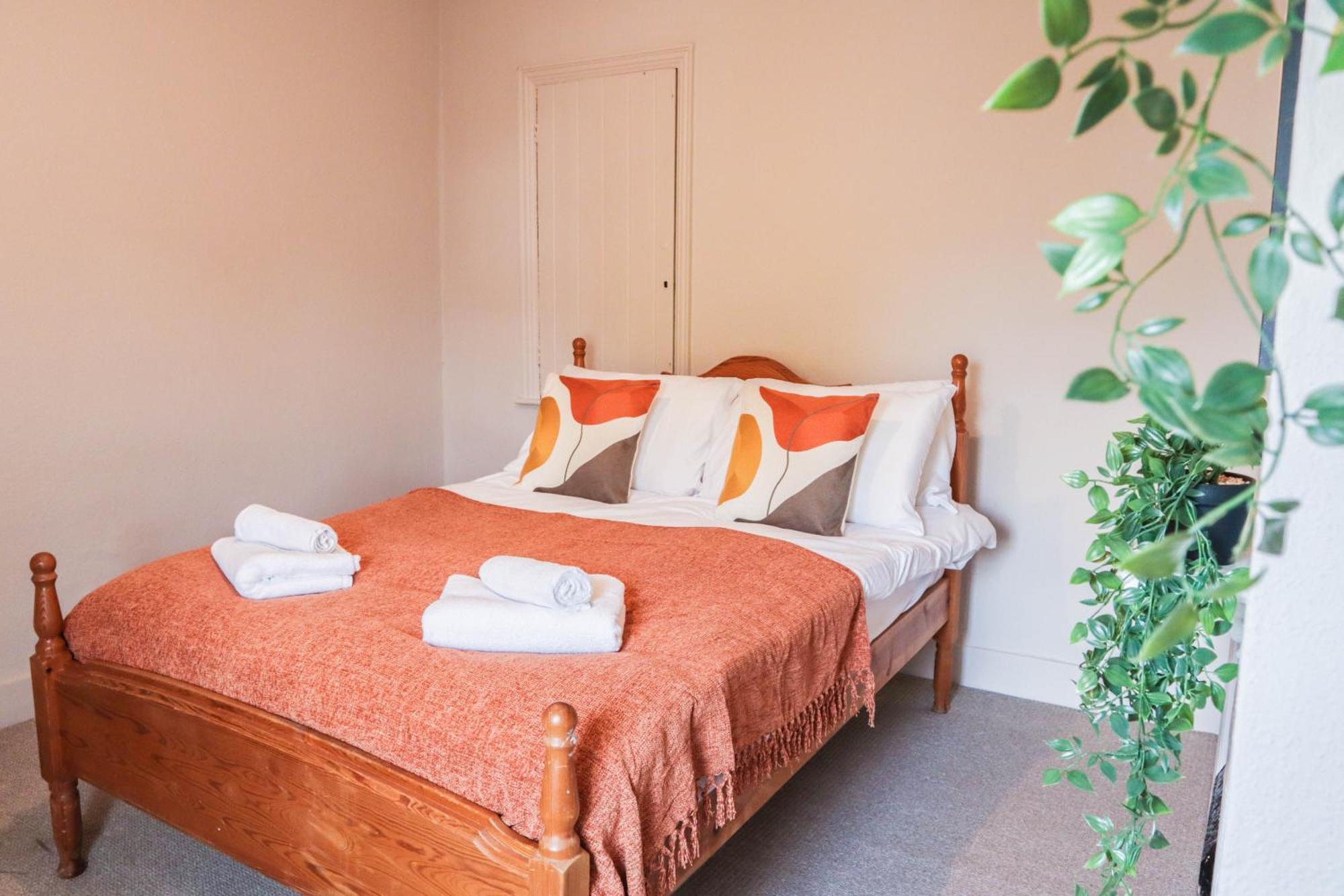 Stunning 5 Bed House In Clapham - Free Wifi! Casa de Férias *