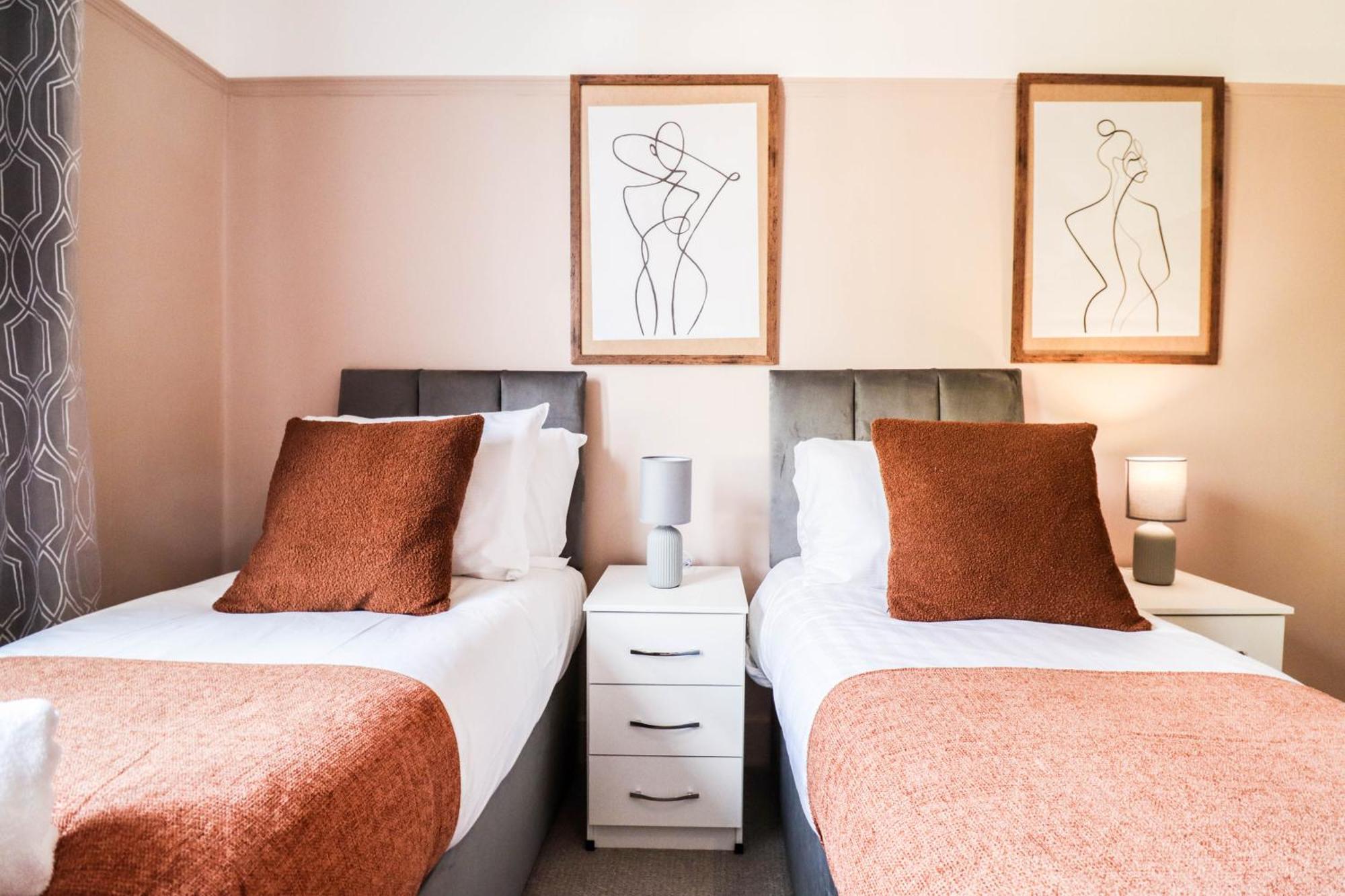 Casa de Férias Stunning 5 Bed House In Clapham - Free Wifi!