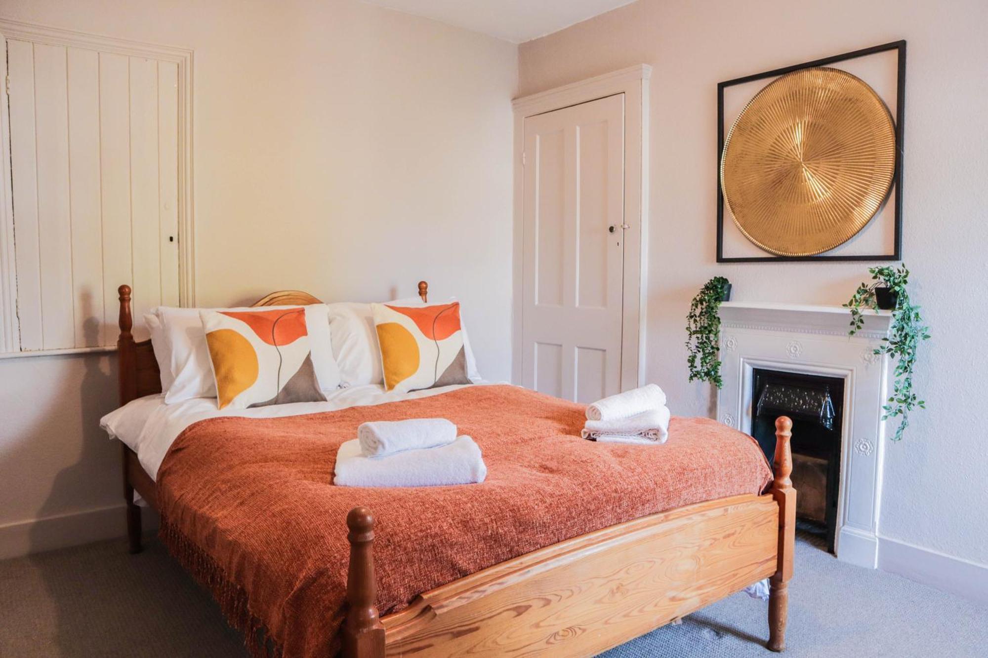 Stunning 5 Bed House In Clapham - Free Wifi! Casa de Férias