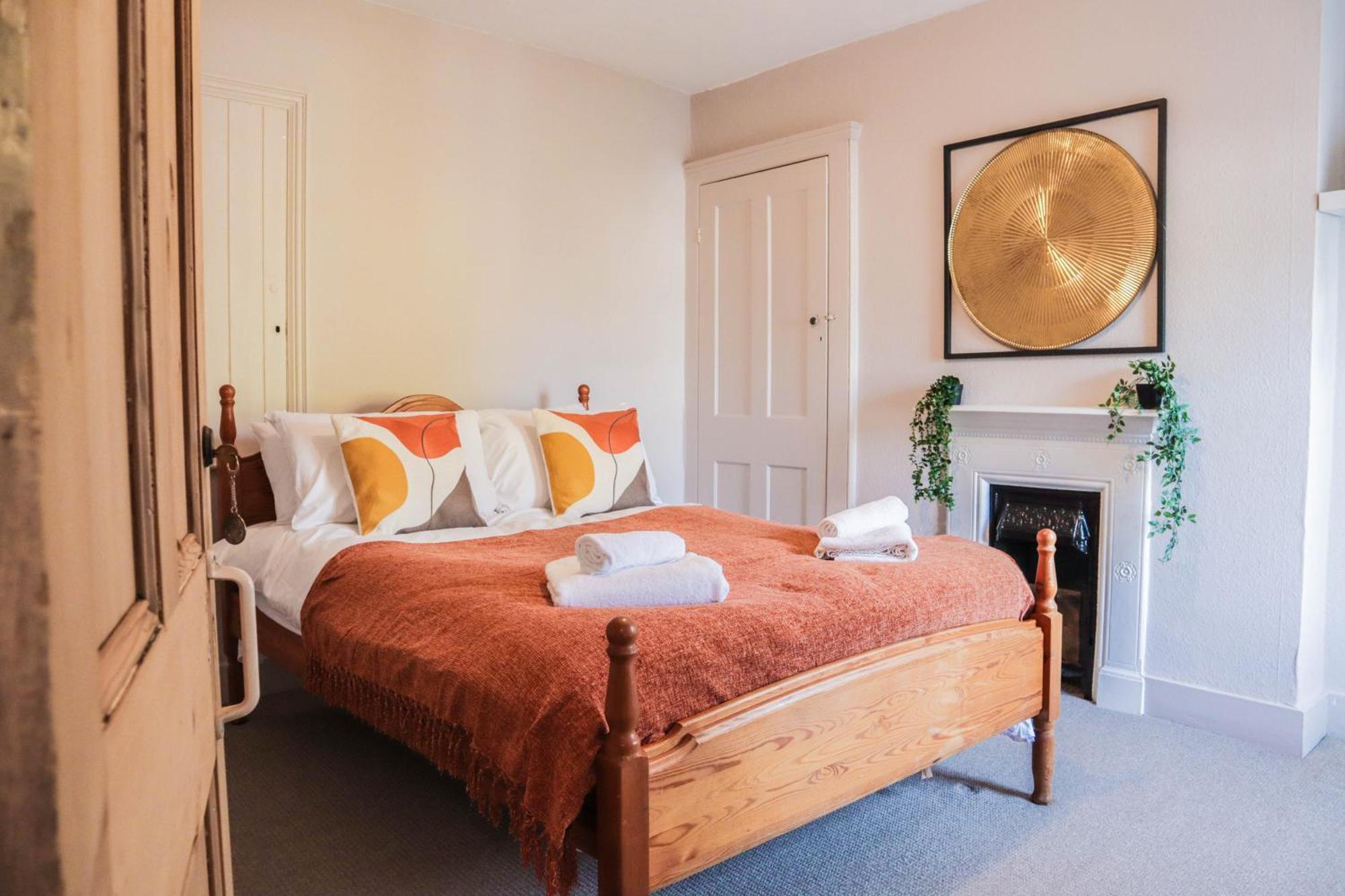 Stunning 5 Bed House In Clapham - Free Wifi! Casa de Férias *