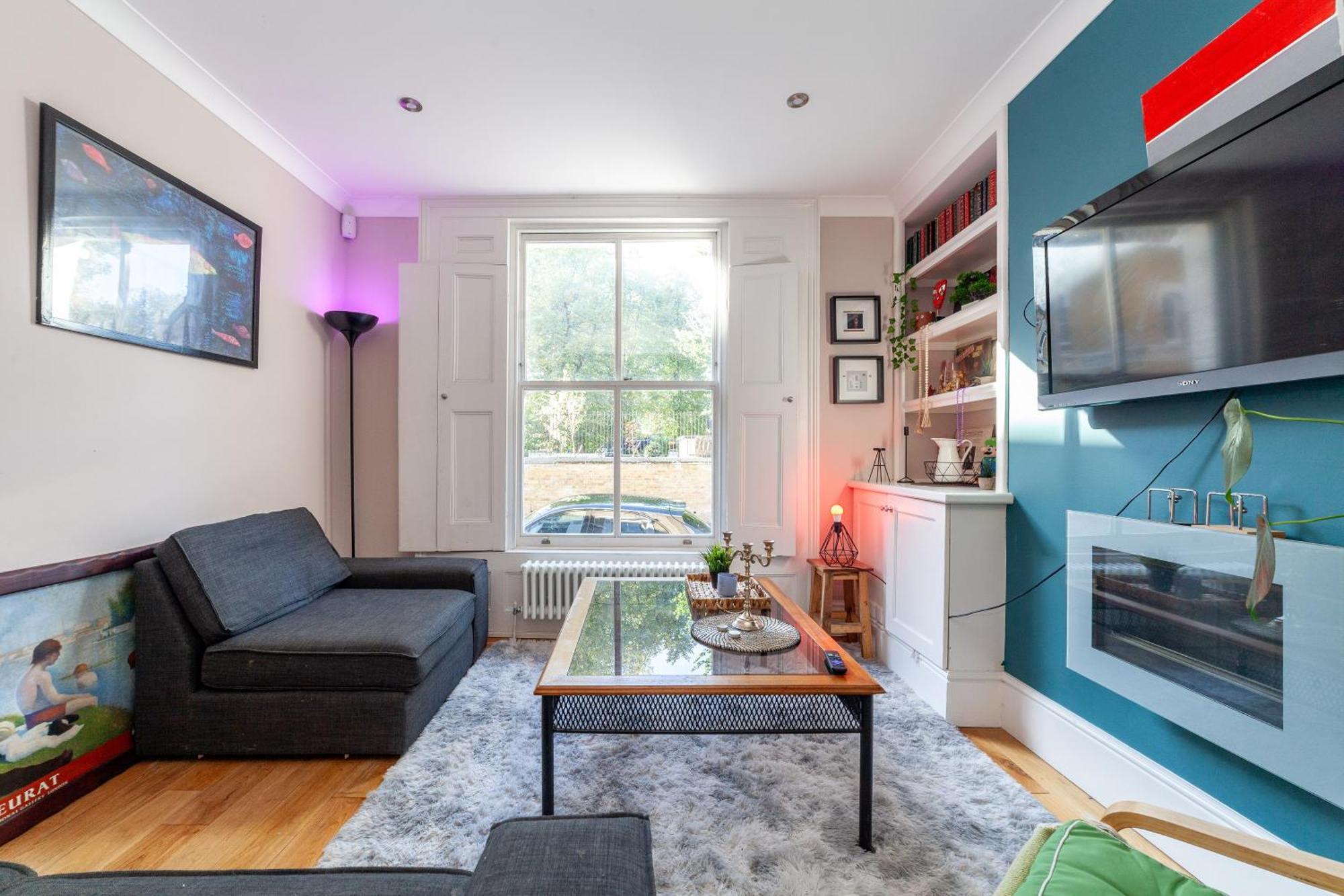 Hospedagem domiciliar Master En - Townhouse Double With Garden & Hot Tub Londres