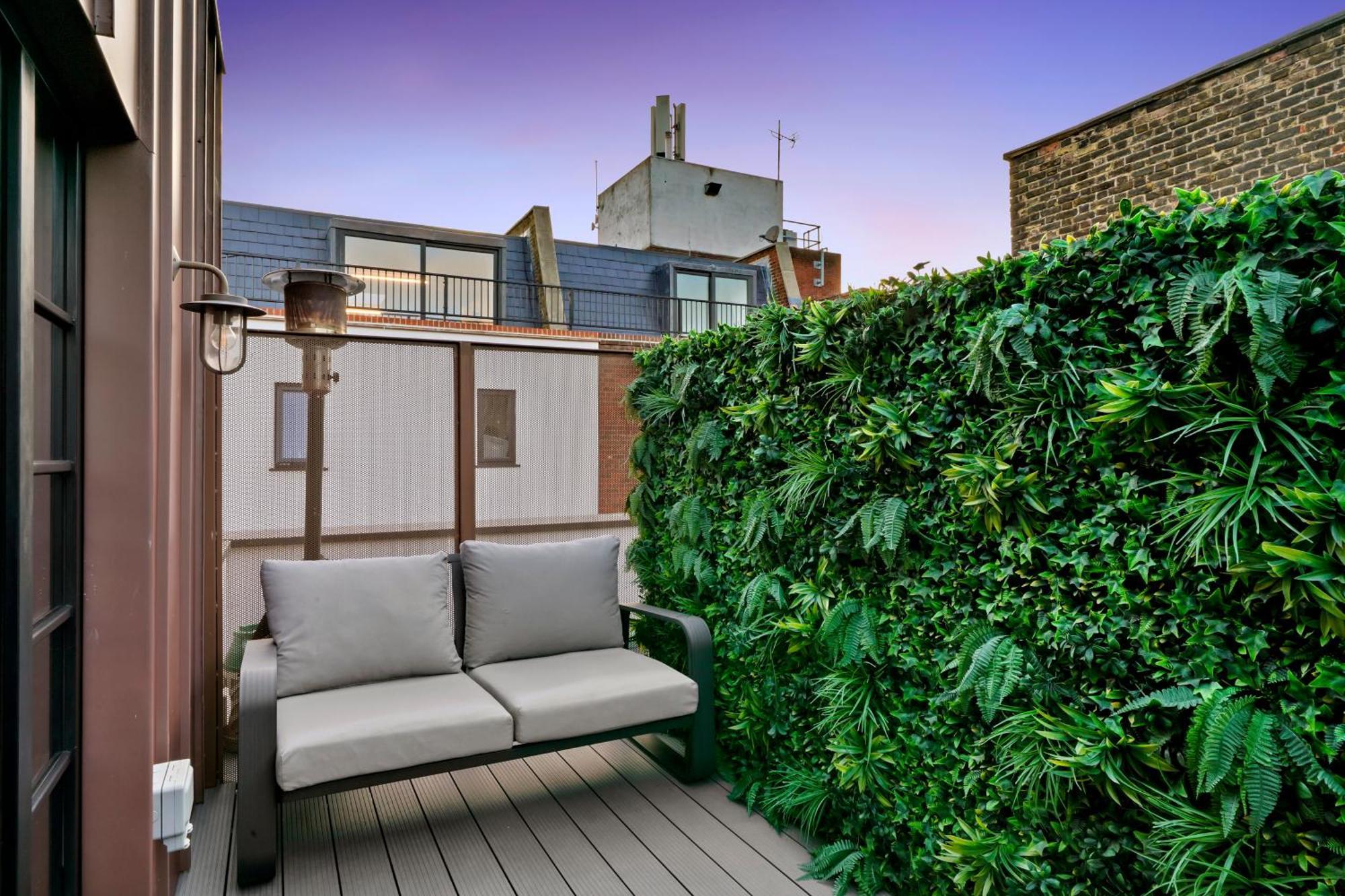 2 Bed Lux Near Free Wifi By Aparts *