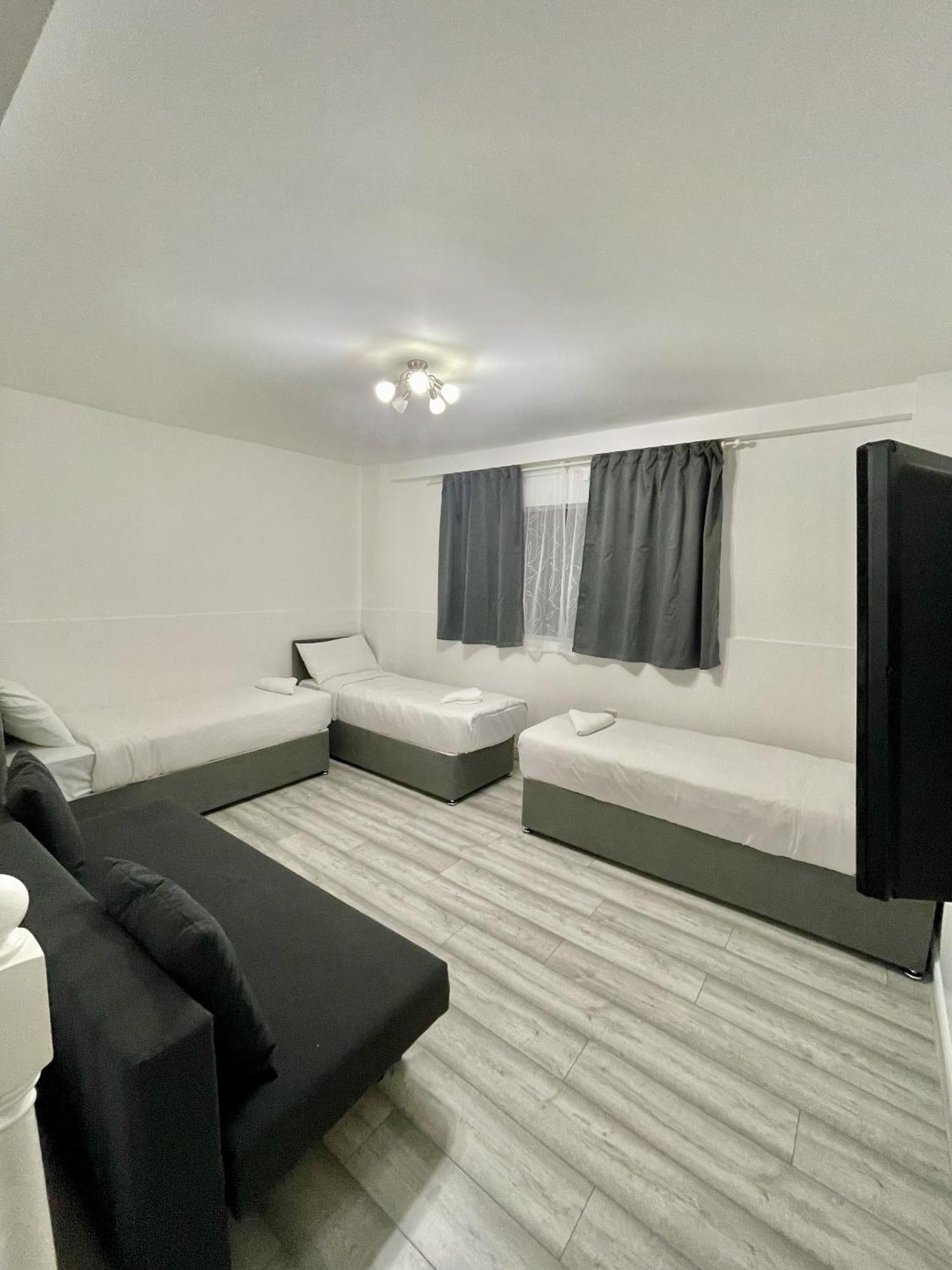 Euston Modern * Londen