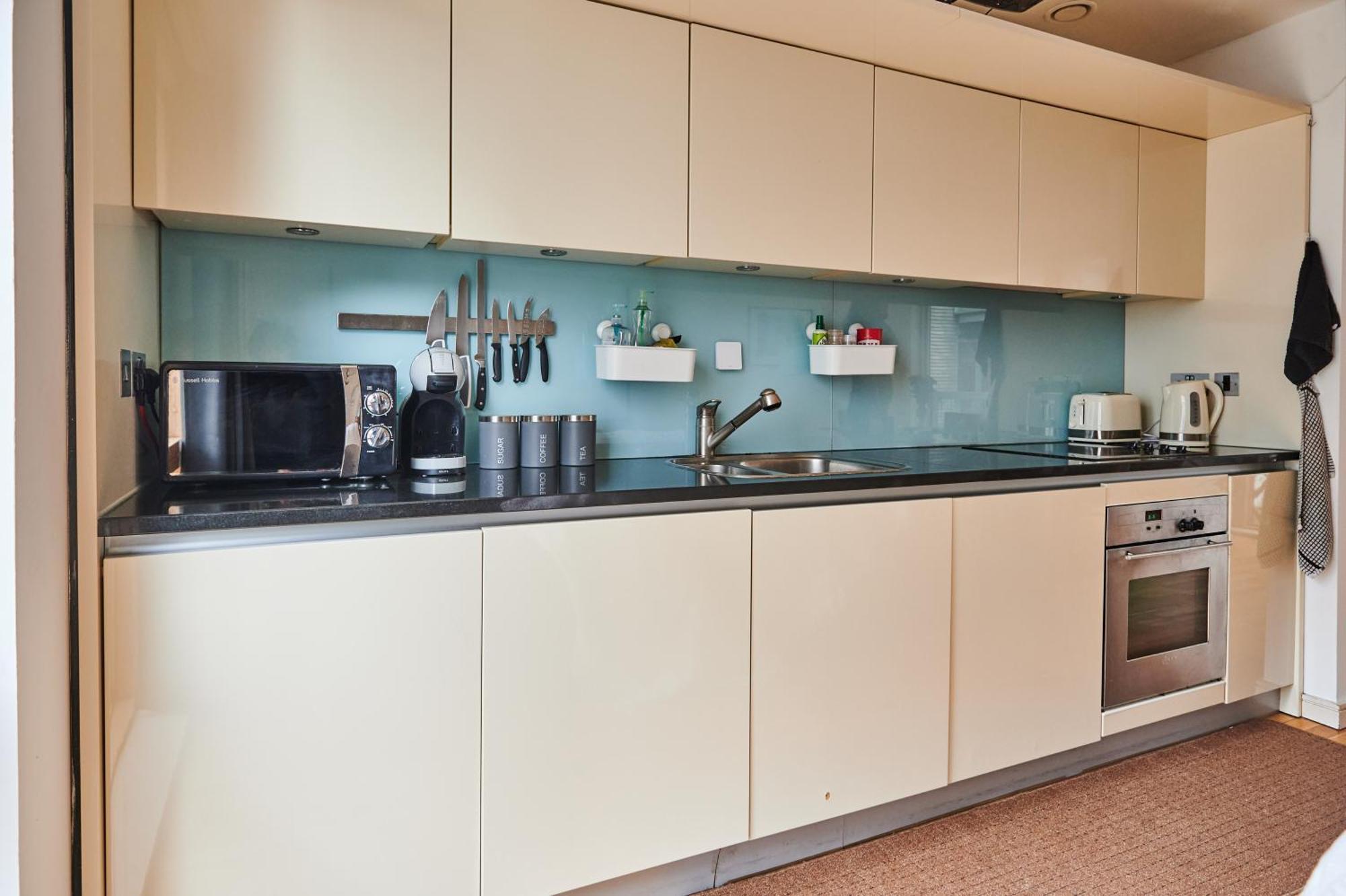 Bright 2 Bedroom Flat In Old Street With Balcony * Londres
