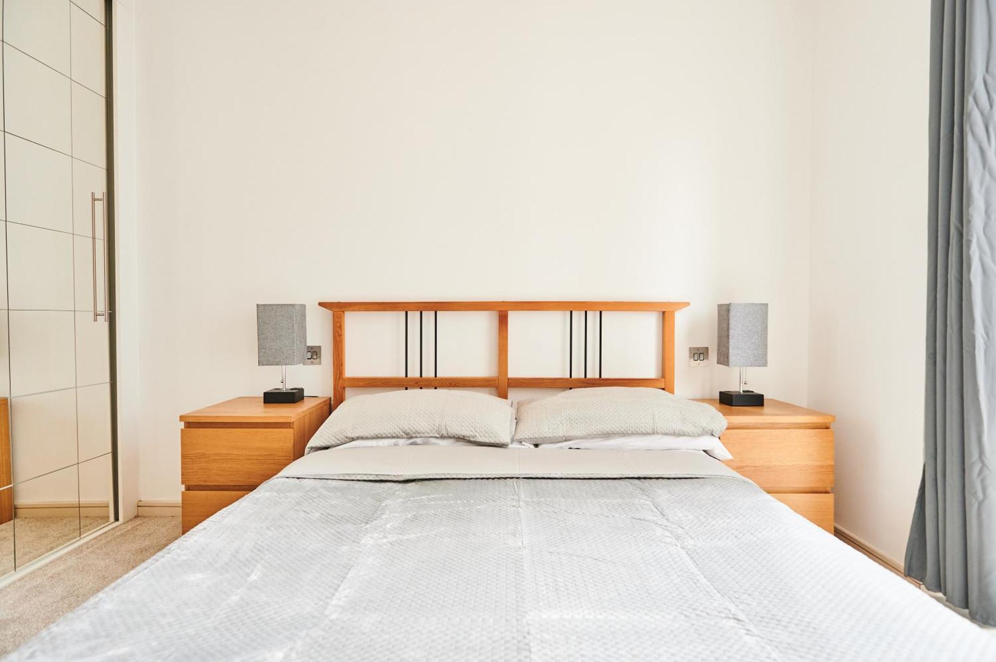 Bright 2 Bedroom Flat In Old Street With Balcony Apartamento Londres