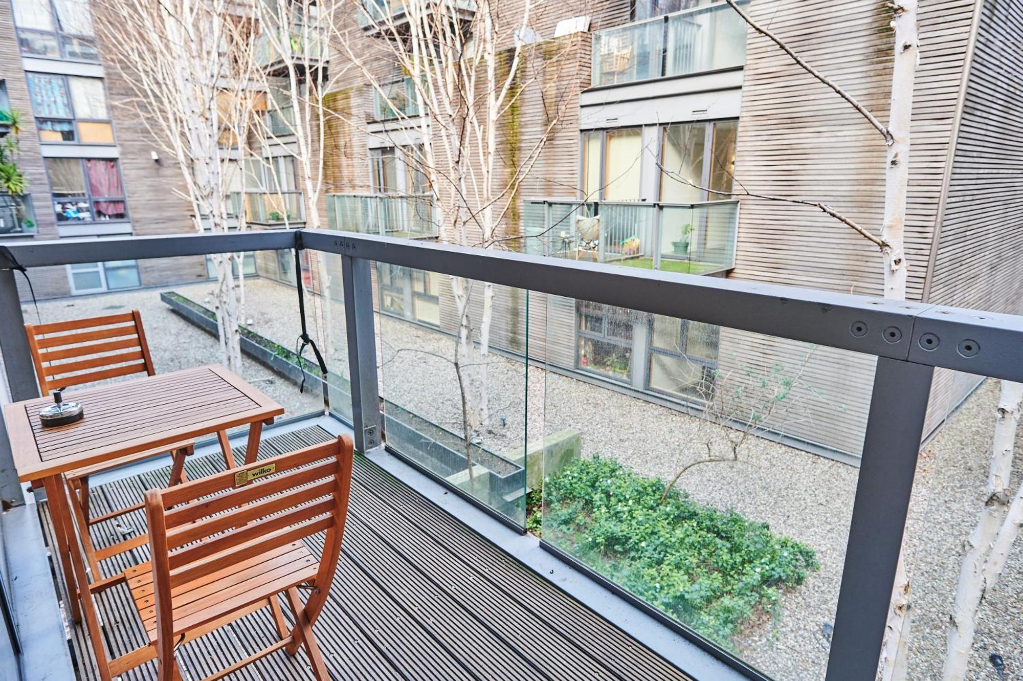 Bright 2 Bedroom Flat In Old Street With Balcony Apartamento *