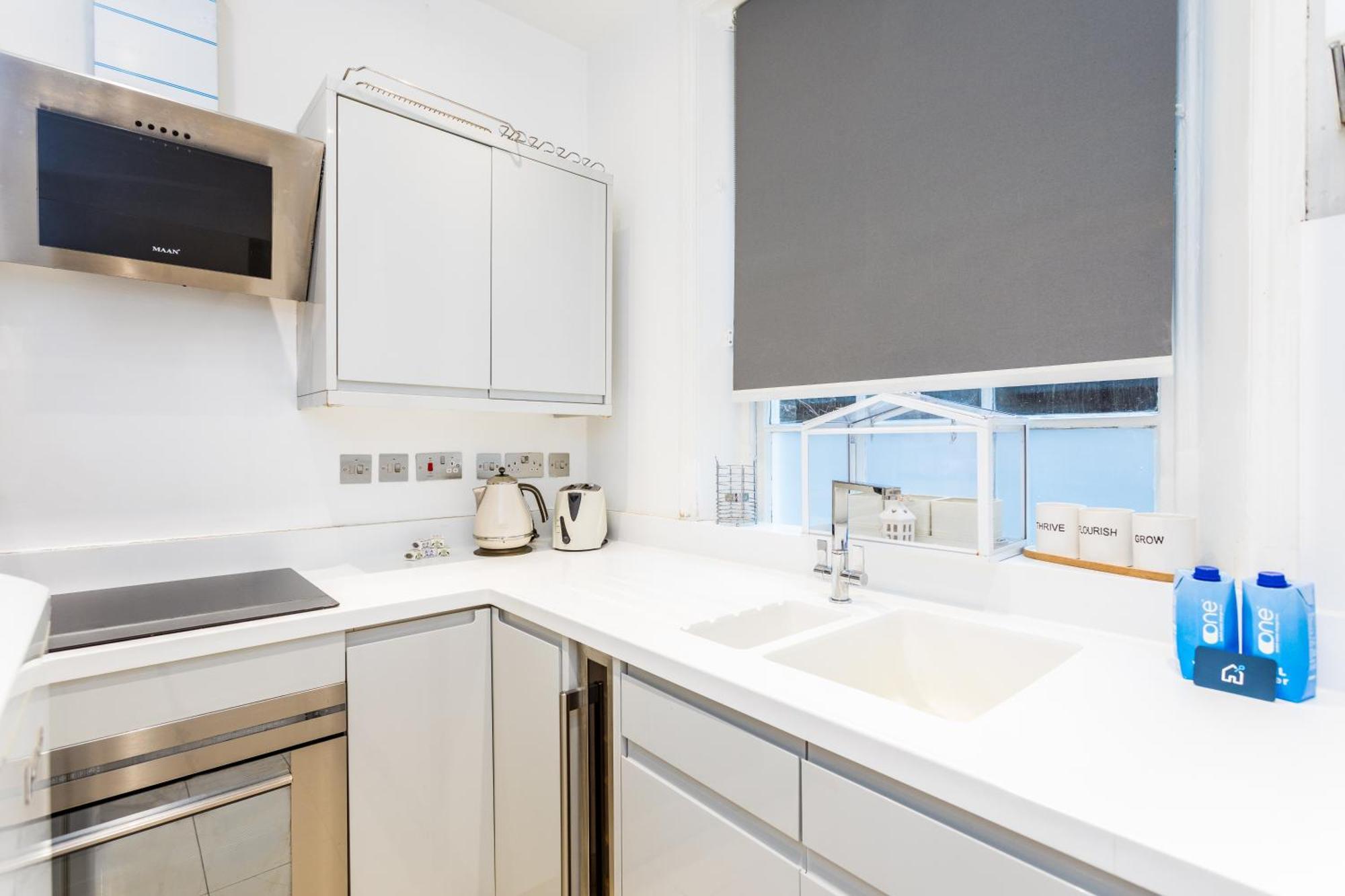 Apartment Bright Warwick Chambers