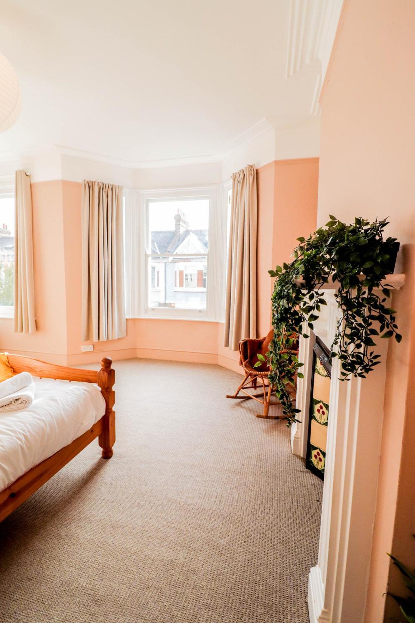 Stunning 5 Bed House In Clapham - Free Wifi! Casa de Férias