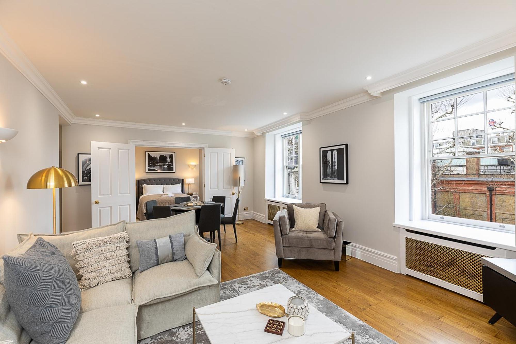 Astonishing Flats Near Mayfair & Piccadilly Circus Apartment *