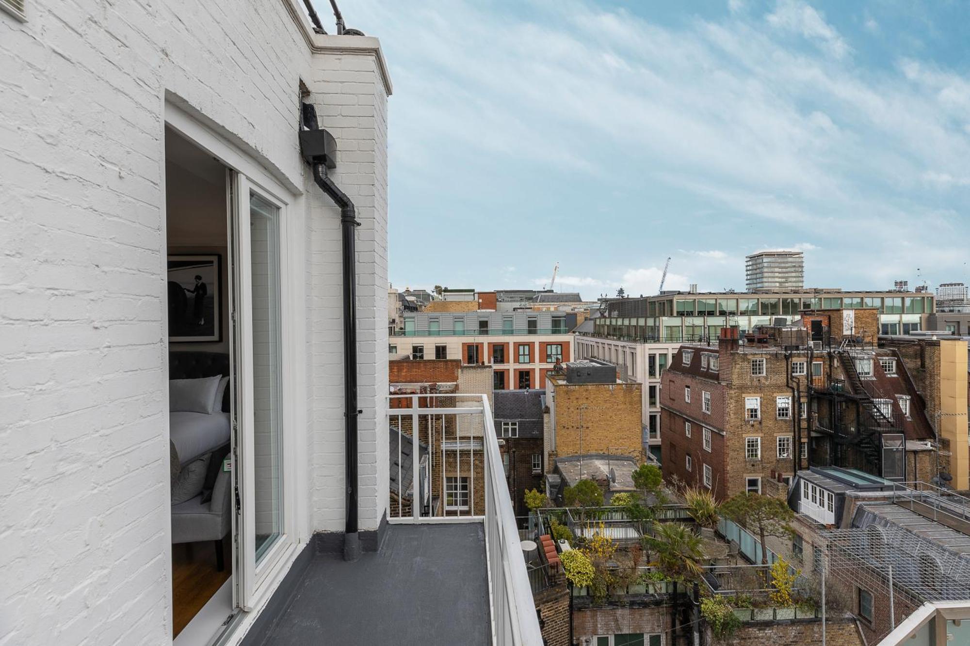 Astonishing Flats Near Mayfair & Piccadilly Circus Apartment *