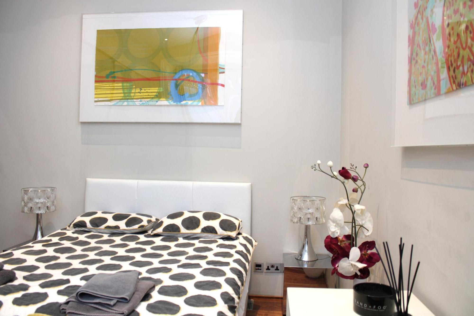 Modernized South Kensington Apartamento