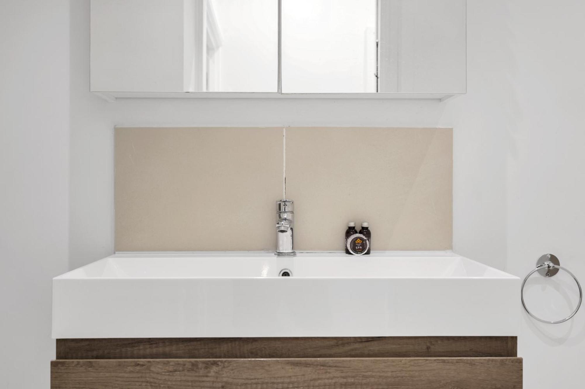 Appartement New 1 Bedroom Flat Short Term & Flexible Renting Hackney With Free Wifi Londres