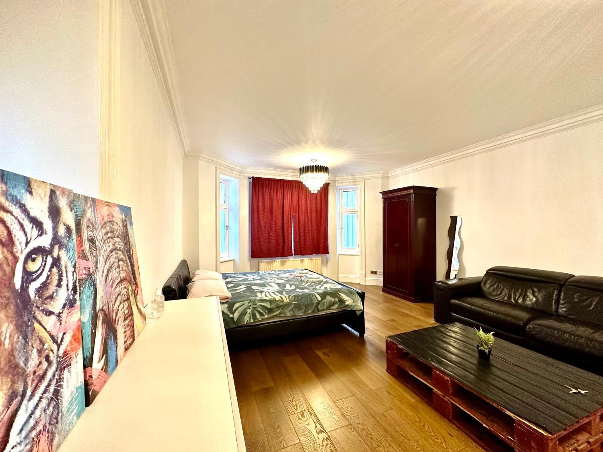Greatest Double In Marylebone-paddington #room Name Is Miami# *