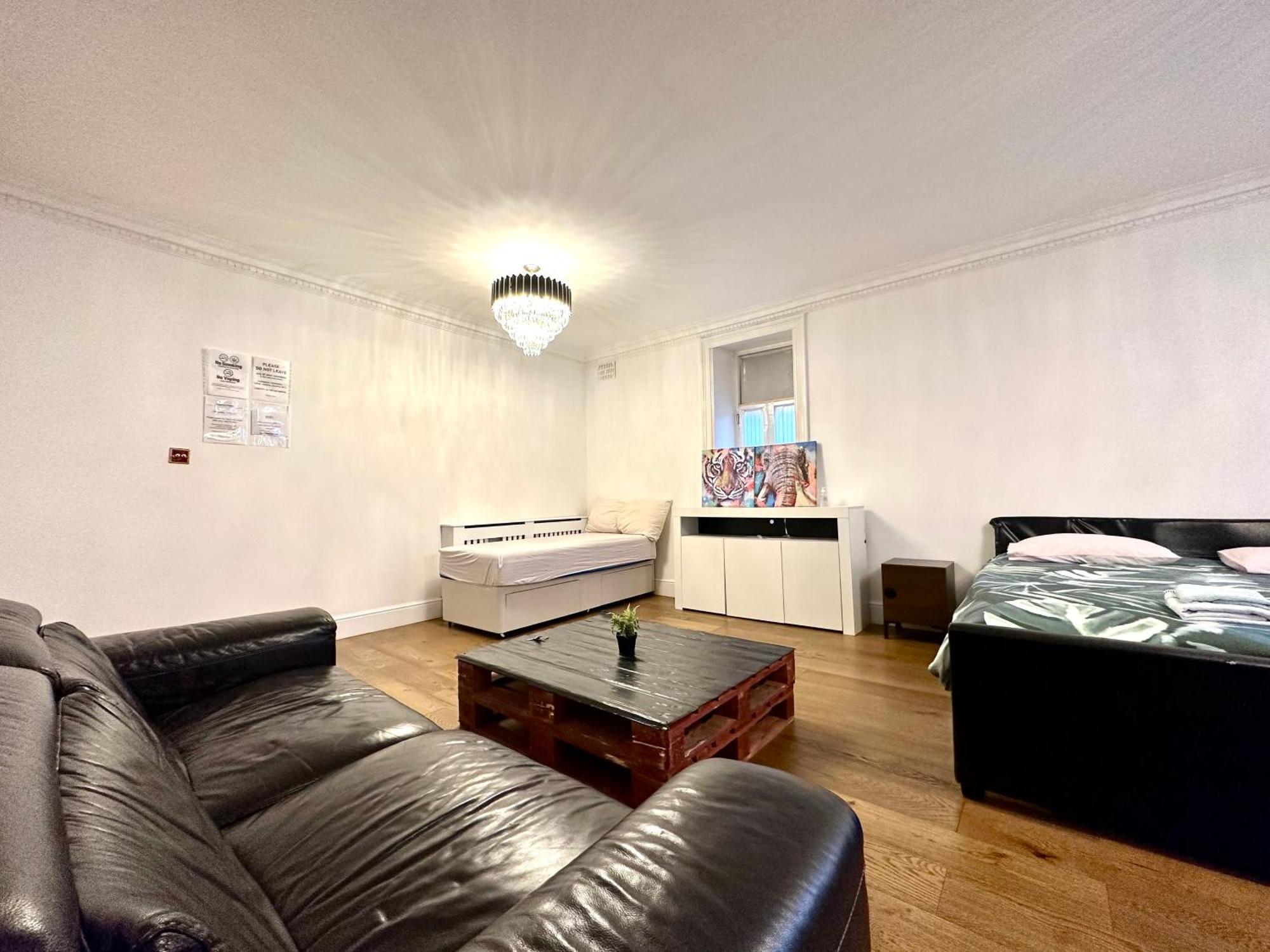 Séjour chez l'habitant Greatest Double In Marylebone-paddington #room Name Is Miami# *