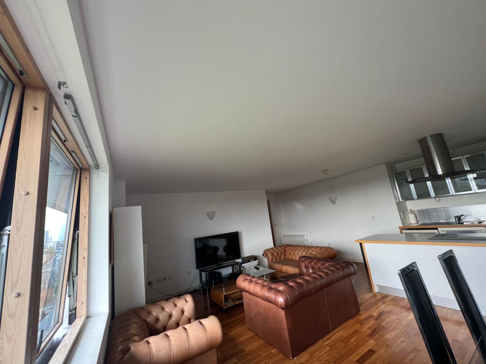 2 Bed 2 Bath Luxury In London