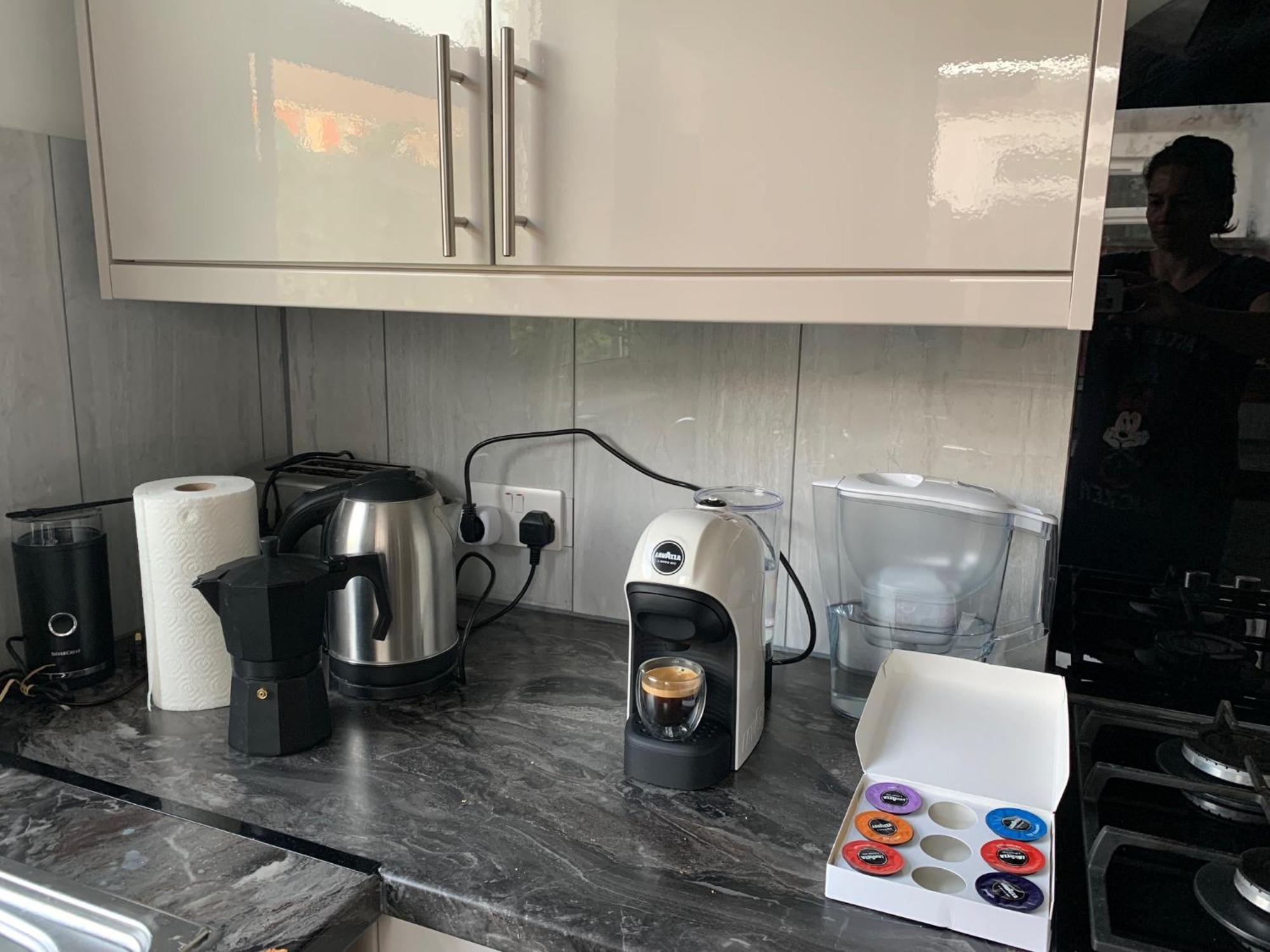 Gresham - Close To Excel, Contractors, Relocators, Paid Parking