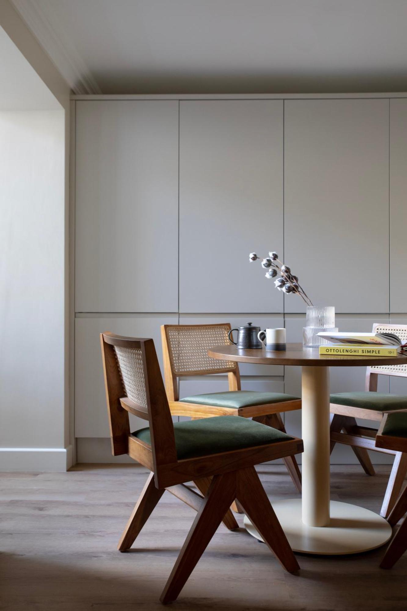 Gulaid House Knightsbridge By Bob W Aparthotel