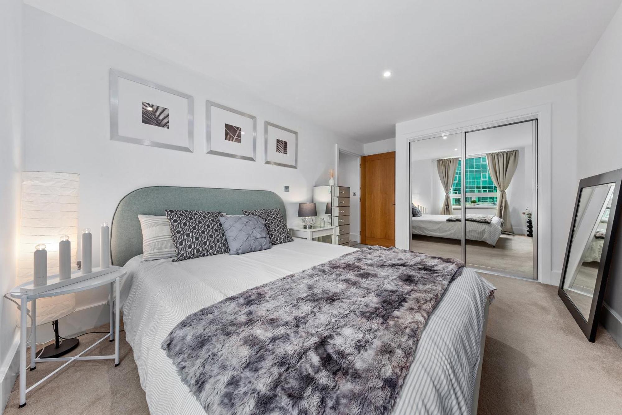 2 Bedroom Us Embassy Eye And Riverside View Panoramic Balcony * Londres