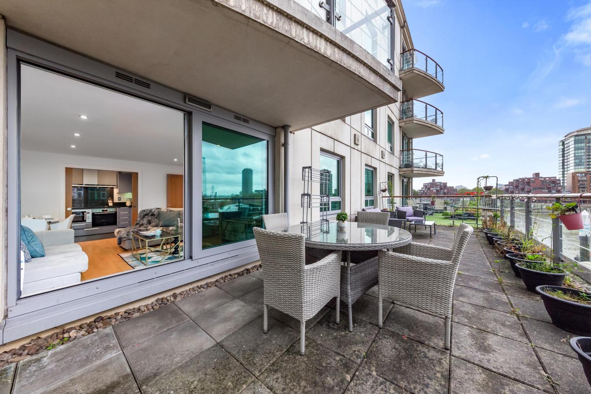 2 Bedroom Us Embassy Eye And Riverside View Panoramic Balcony