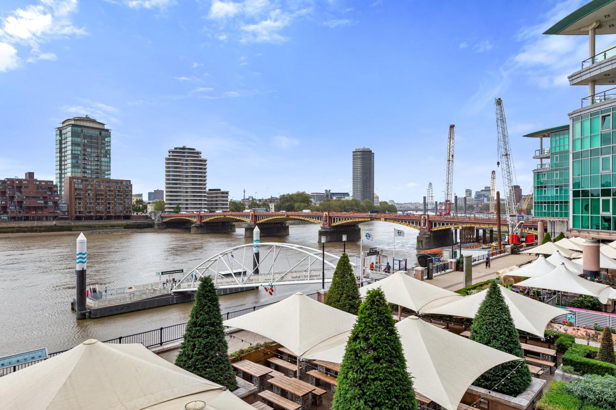 Apartamento 2 Bedroom Us Embassy Eye And Riverside View Panoramic Balcony