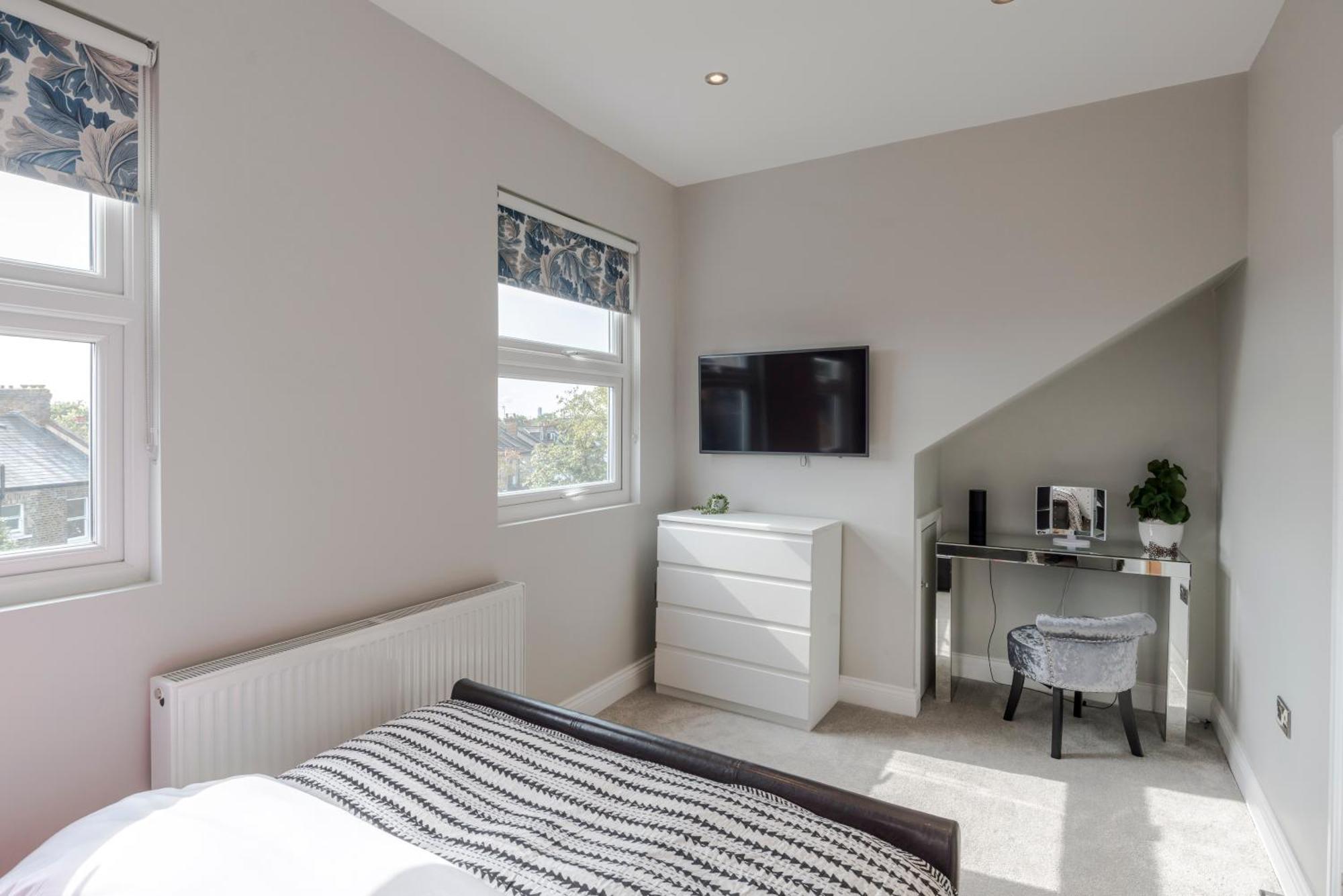 Stunning 3 Bed Duplex In The Heart Of West Hampstead Apartamento
