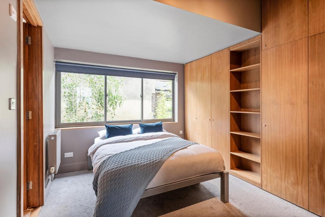 Modern Spacious In Islington Apartamento