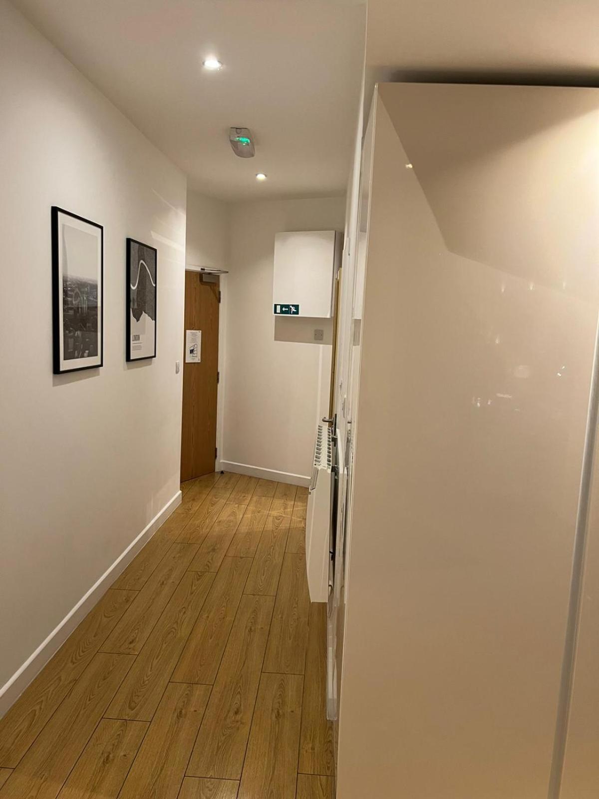 Tranquil 1 Bedroom Retreat In Piccadilly Vr4 Londres