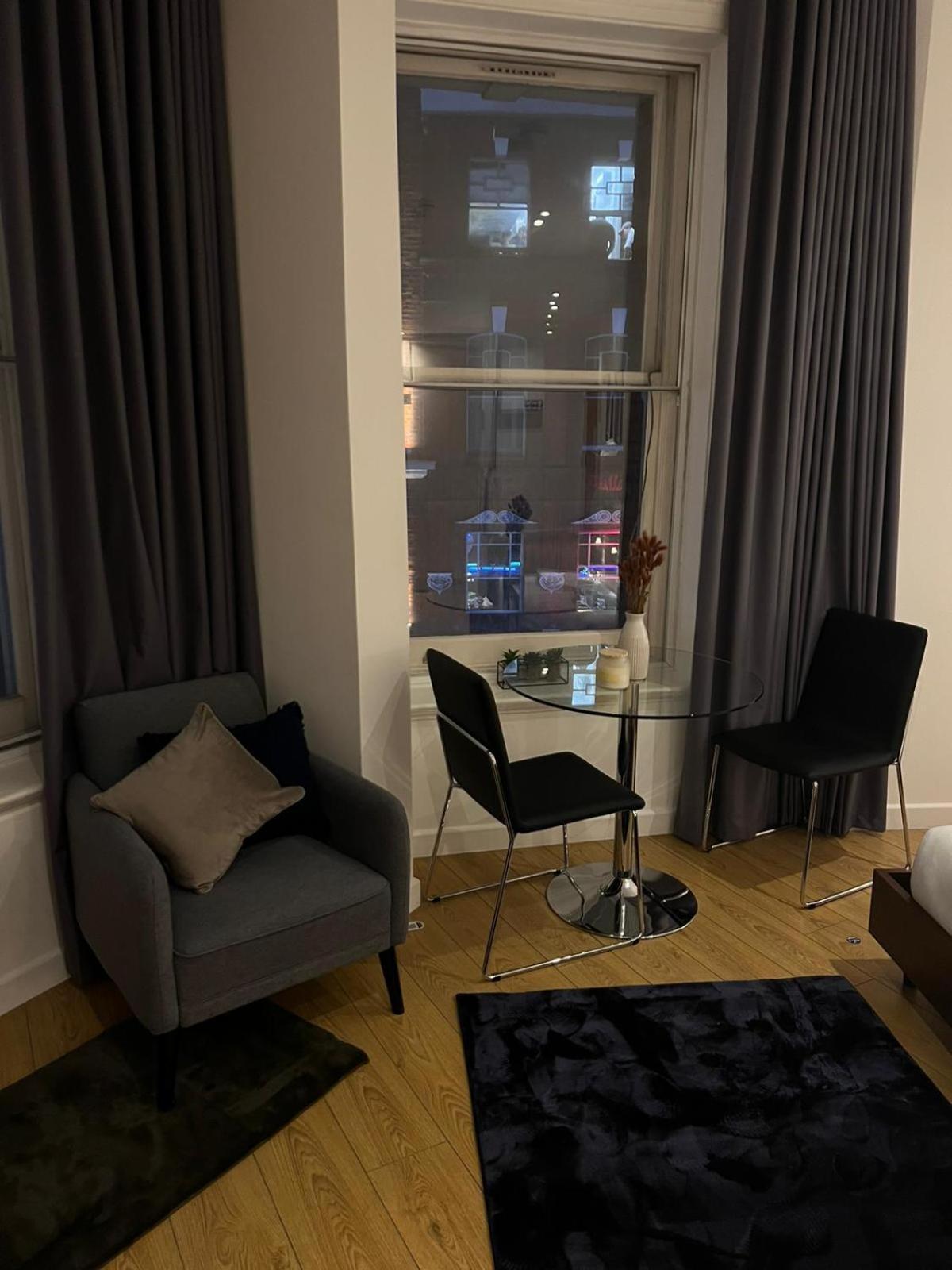 Tranquil 1 Bedroom Retreat In Piccadilly Vr4 * Londres