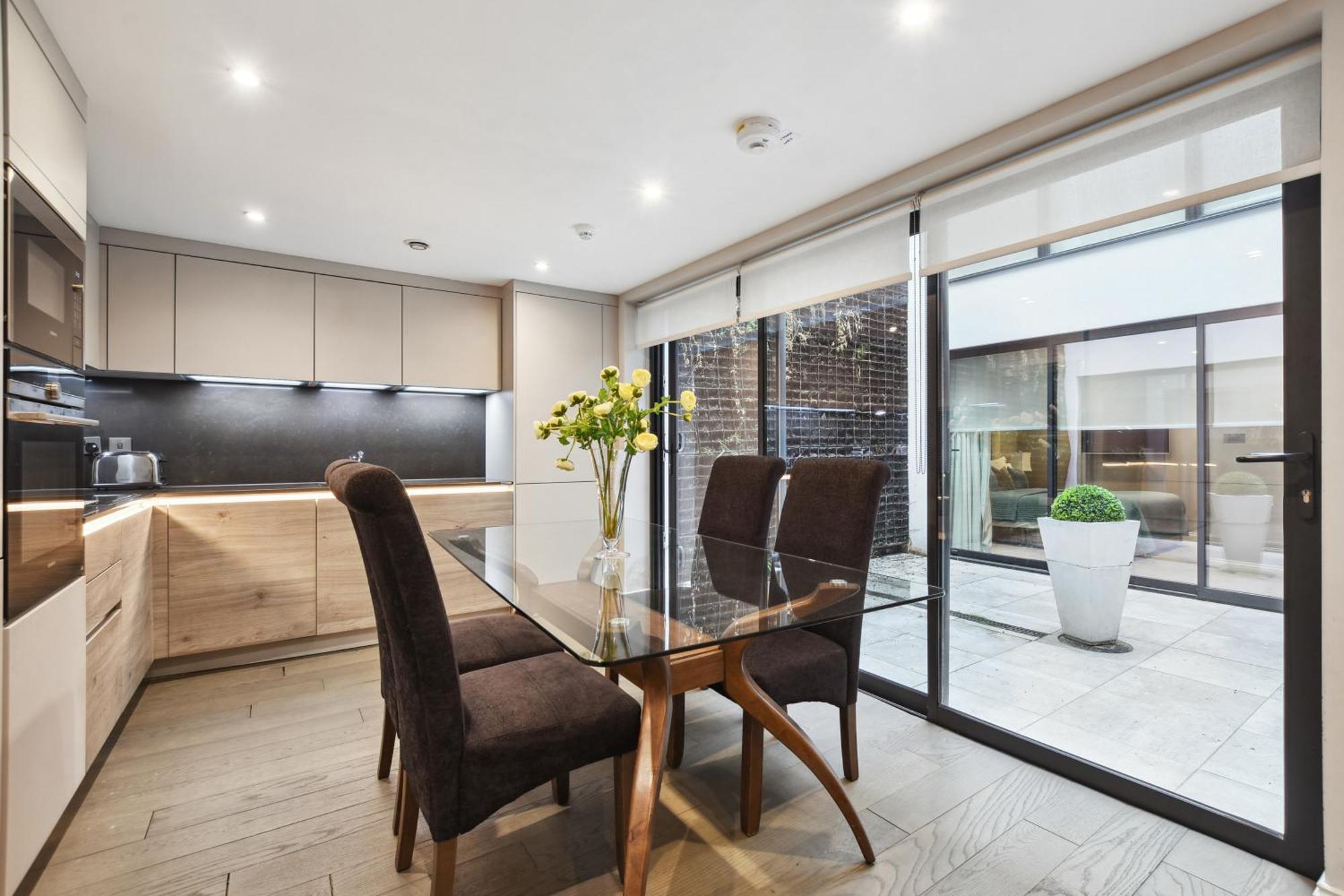 Buckingham Palace Residences By Aeria Londres
