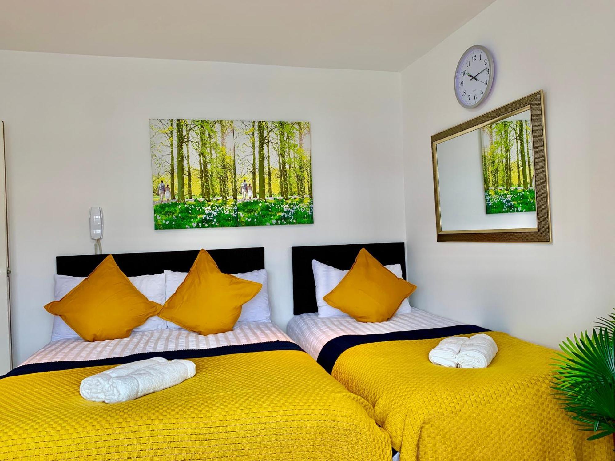 Apartments, Private Bathroom, Kitchenette, Parking, Np6 Apartamento Londres