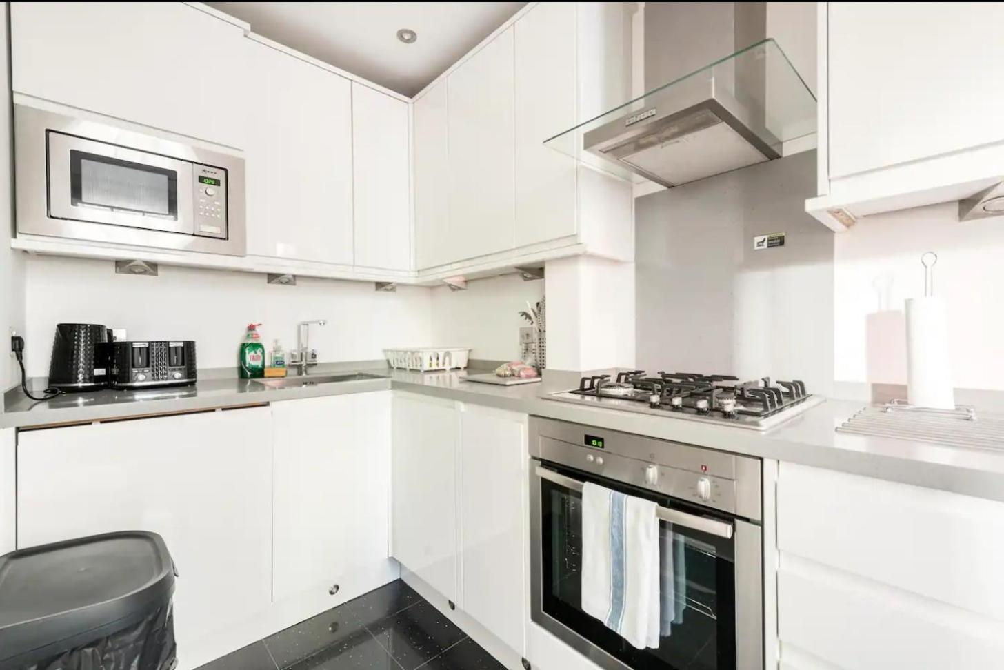 Stylish Flat In Heart Of Apartamento Londres