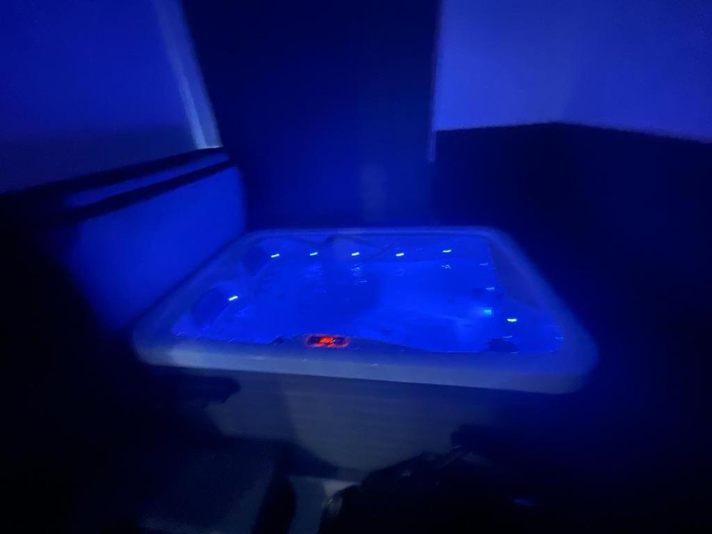 Apartamento Luxury With Private Jacuzzi Hot Tub & Sauna Londres