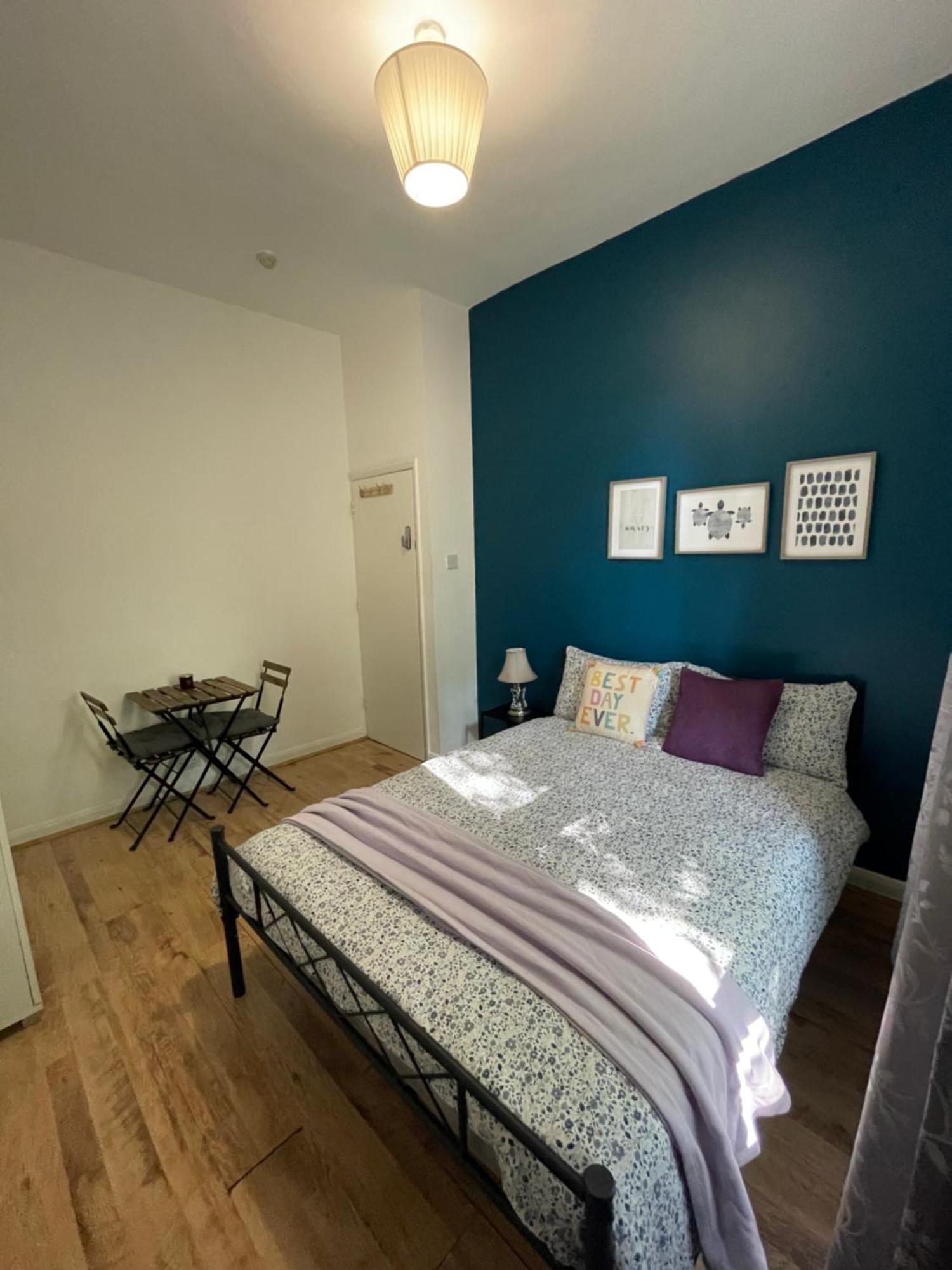 Contemporary Private Near Central Londres
