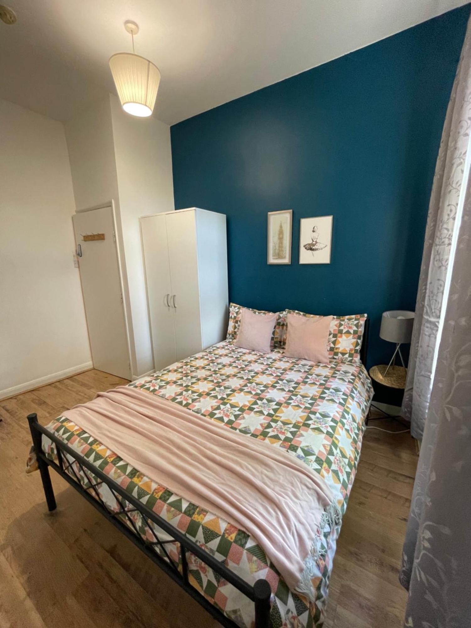 Habitación en casa particular Contemporary Private Near Central Londres