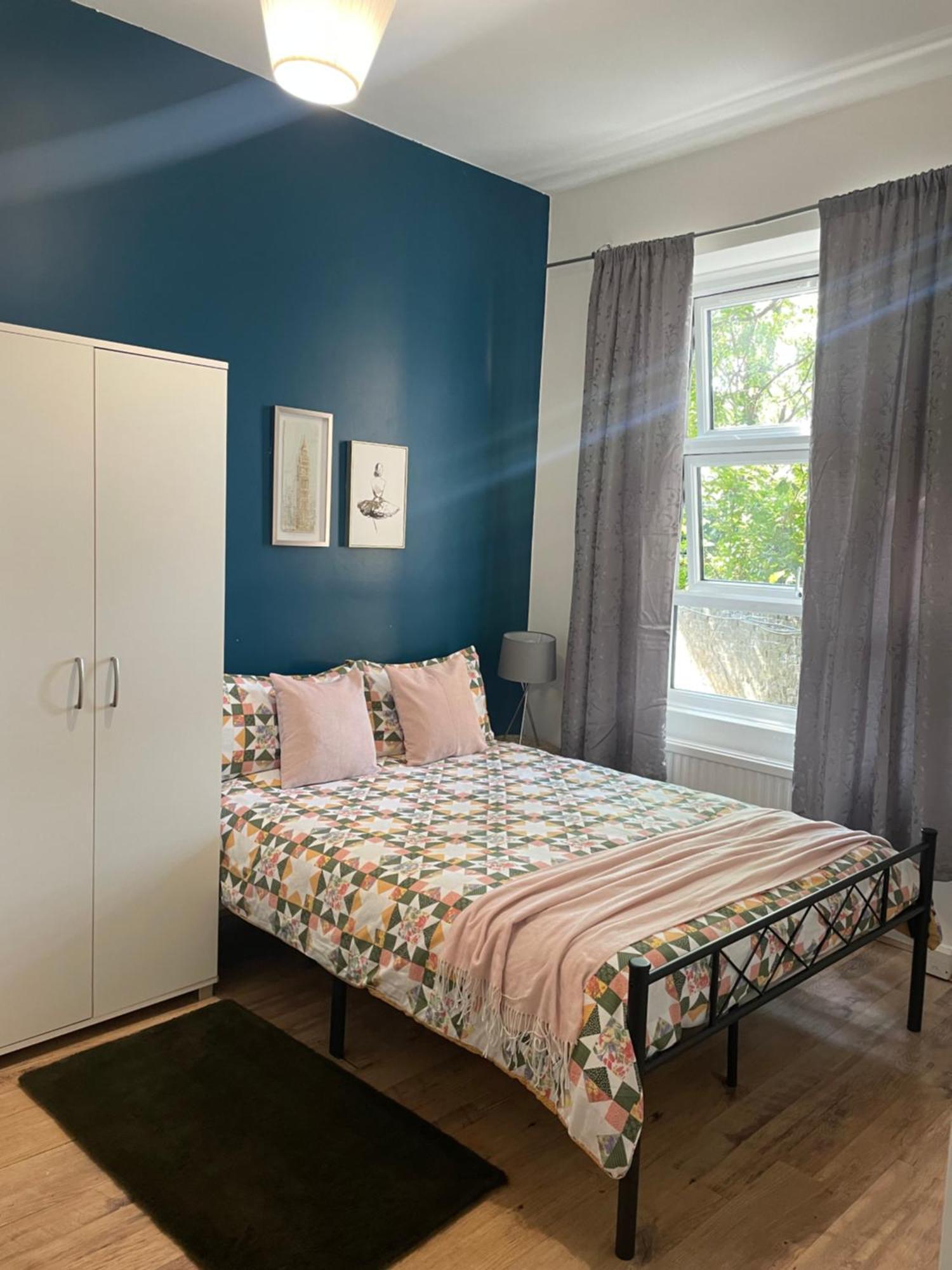 Contemporary Private Near Central Habitación en casa particular Londres