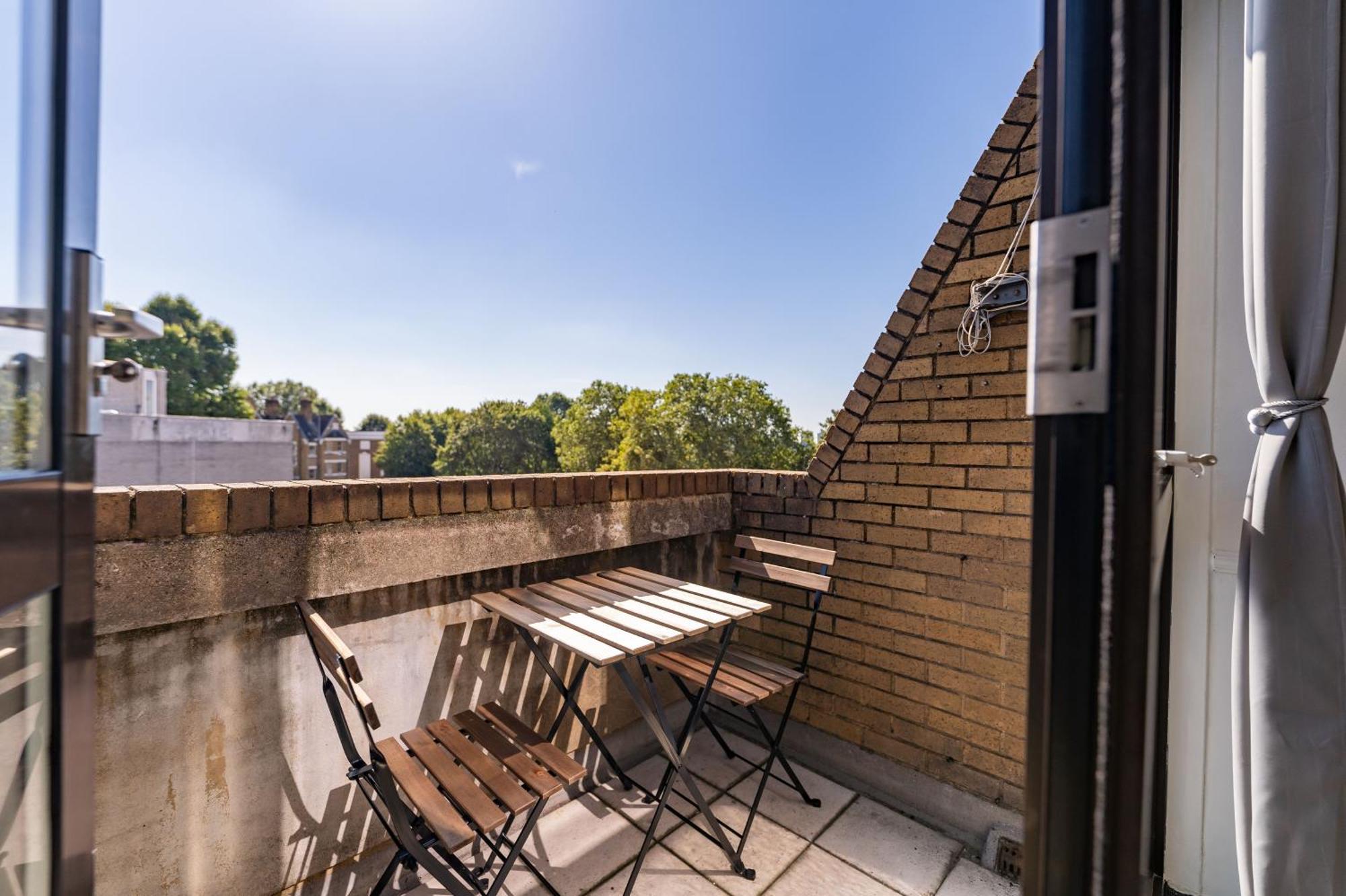 Luxury 3 Bedroom Flat With Balcony In Westbourne Park Appartement