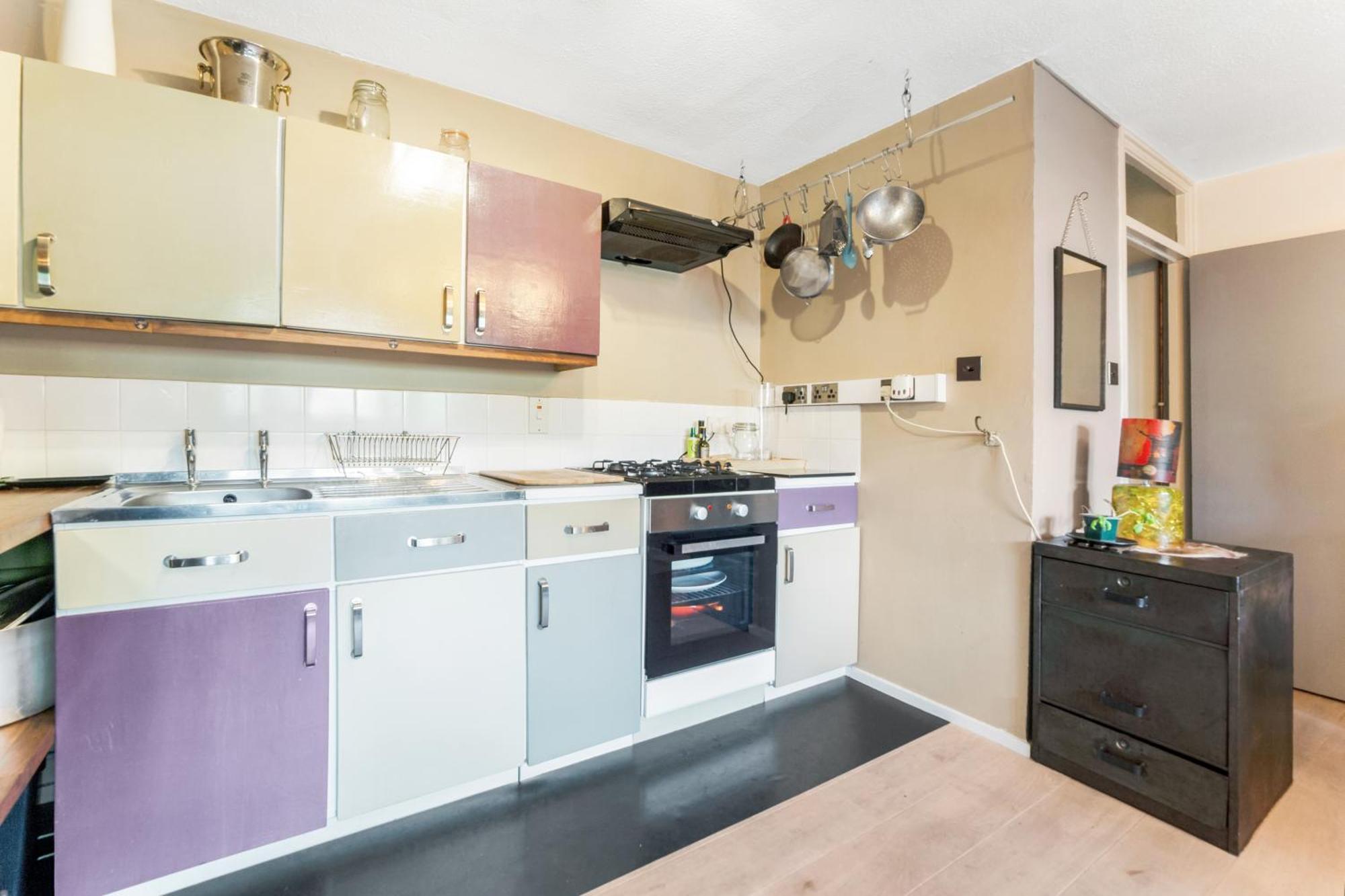 Pass The Keys - Modern Flat In North *