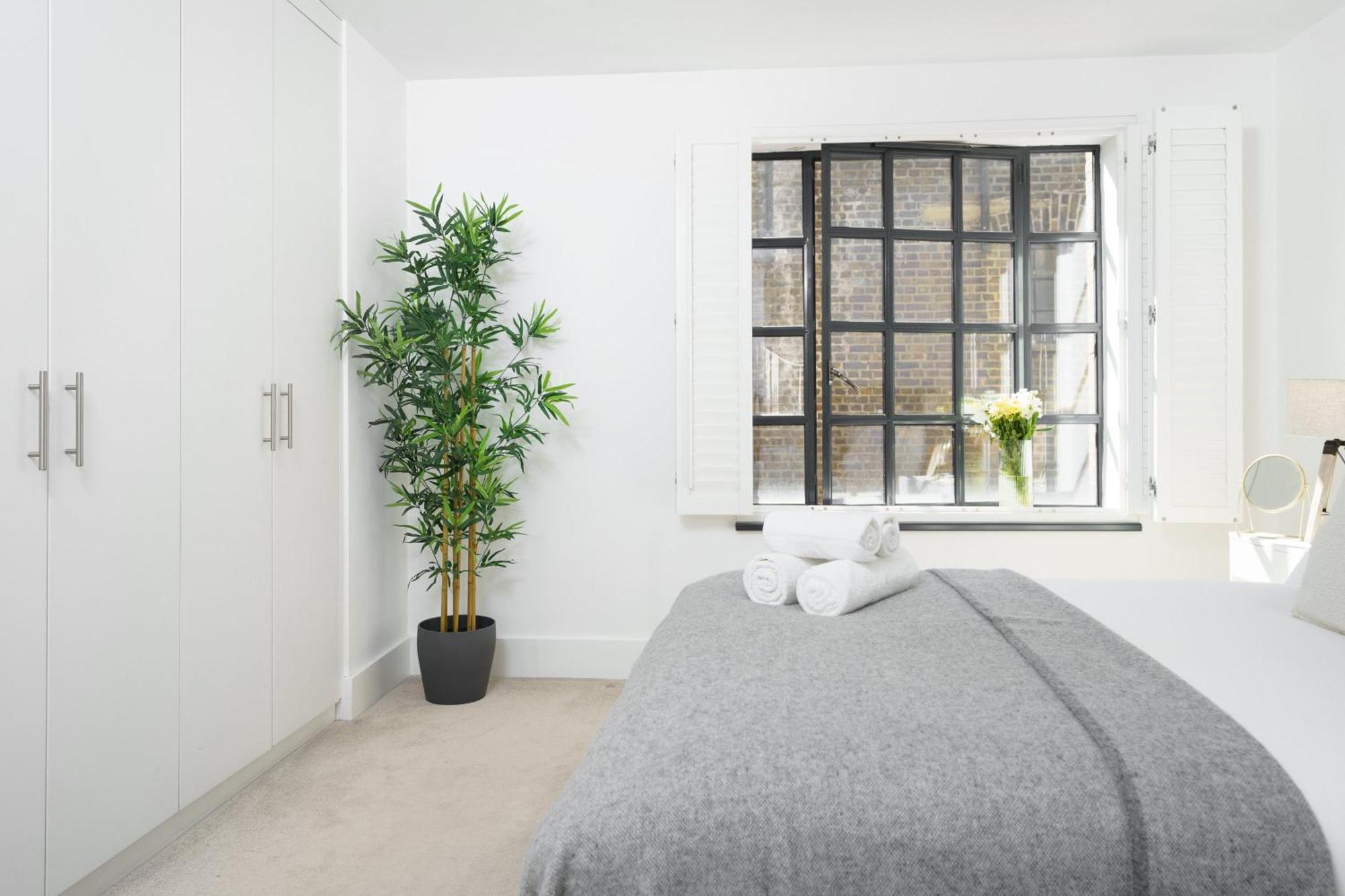 Trafalgar Sq 1 Bedr, 3 Beds Sleeps 6 London