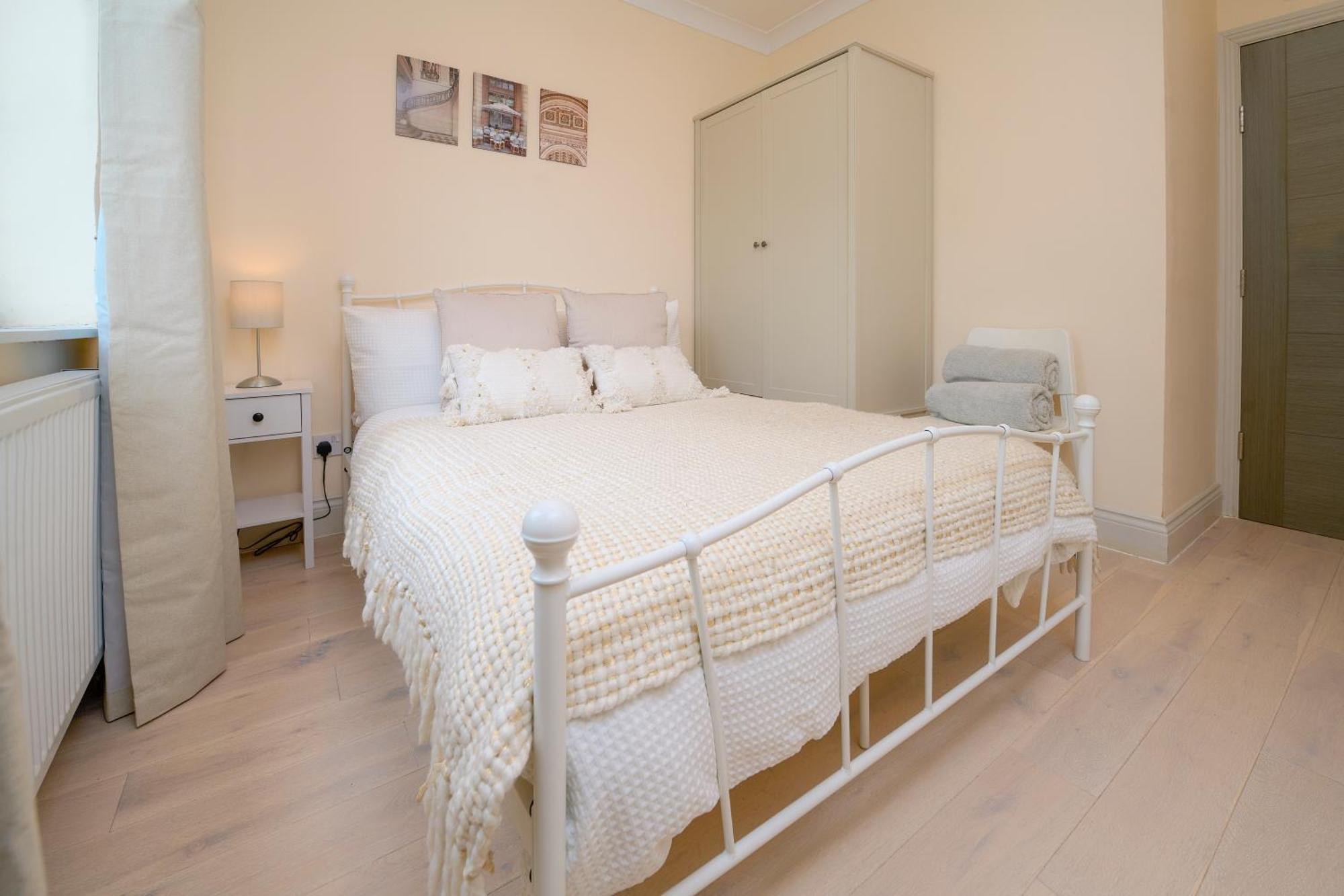 Casa de Férias Stylish 4bed 2 Bath, Nw Large Londres