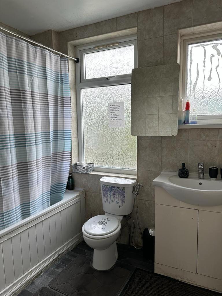 Affordable Private In Wembley Hospedagem domiciliar