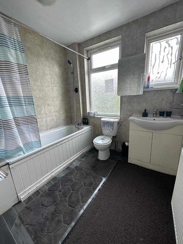 Hospedagem domiciliar Affordable Private In Wembley
