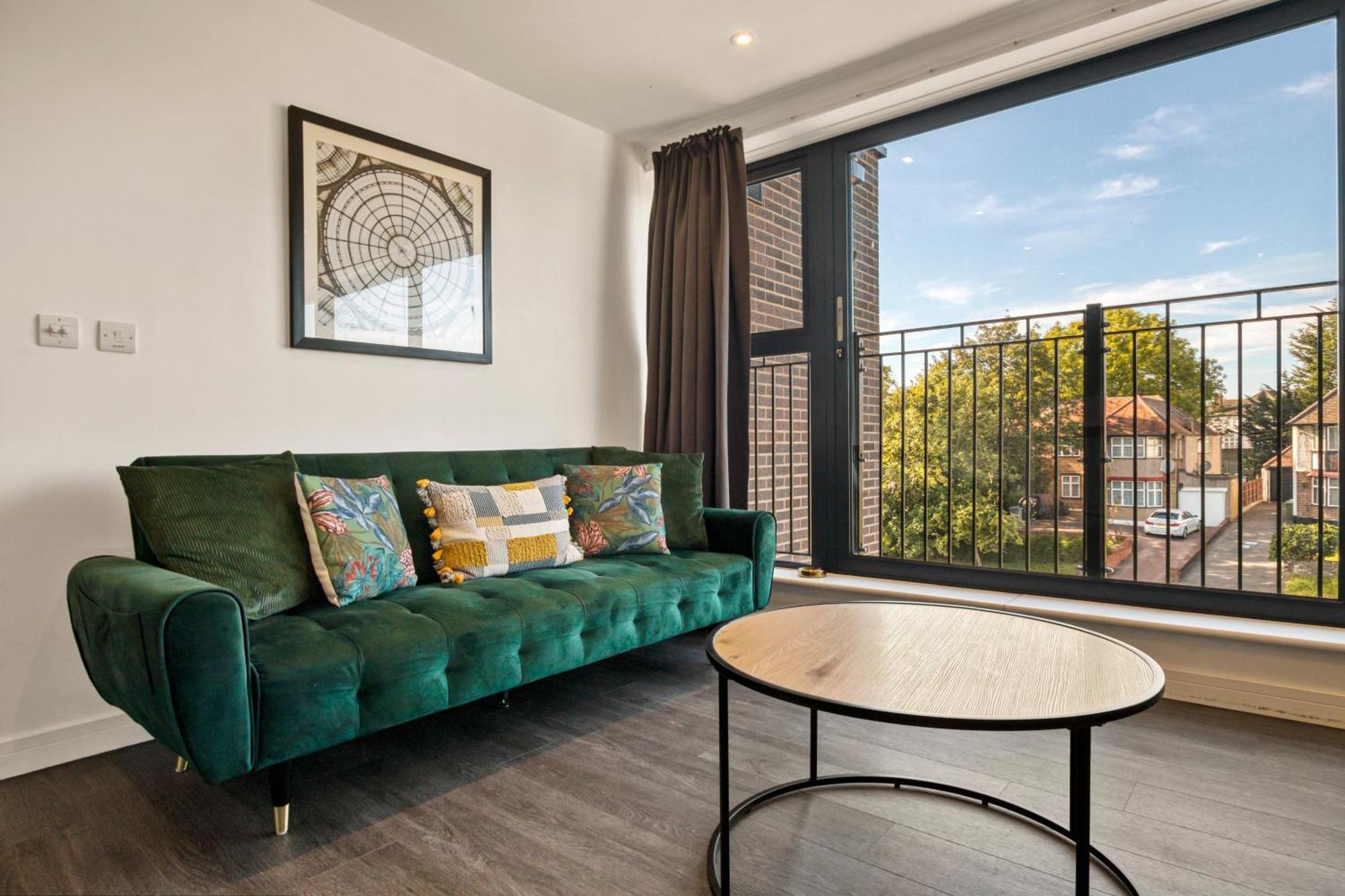 Appartement Modern Penthouse In Wembley Londen