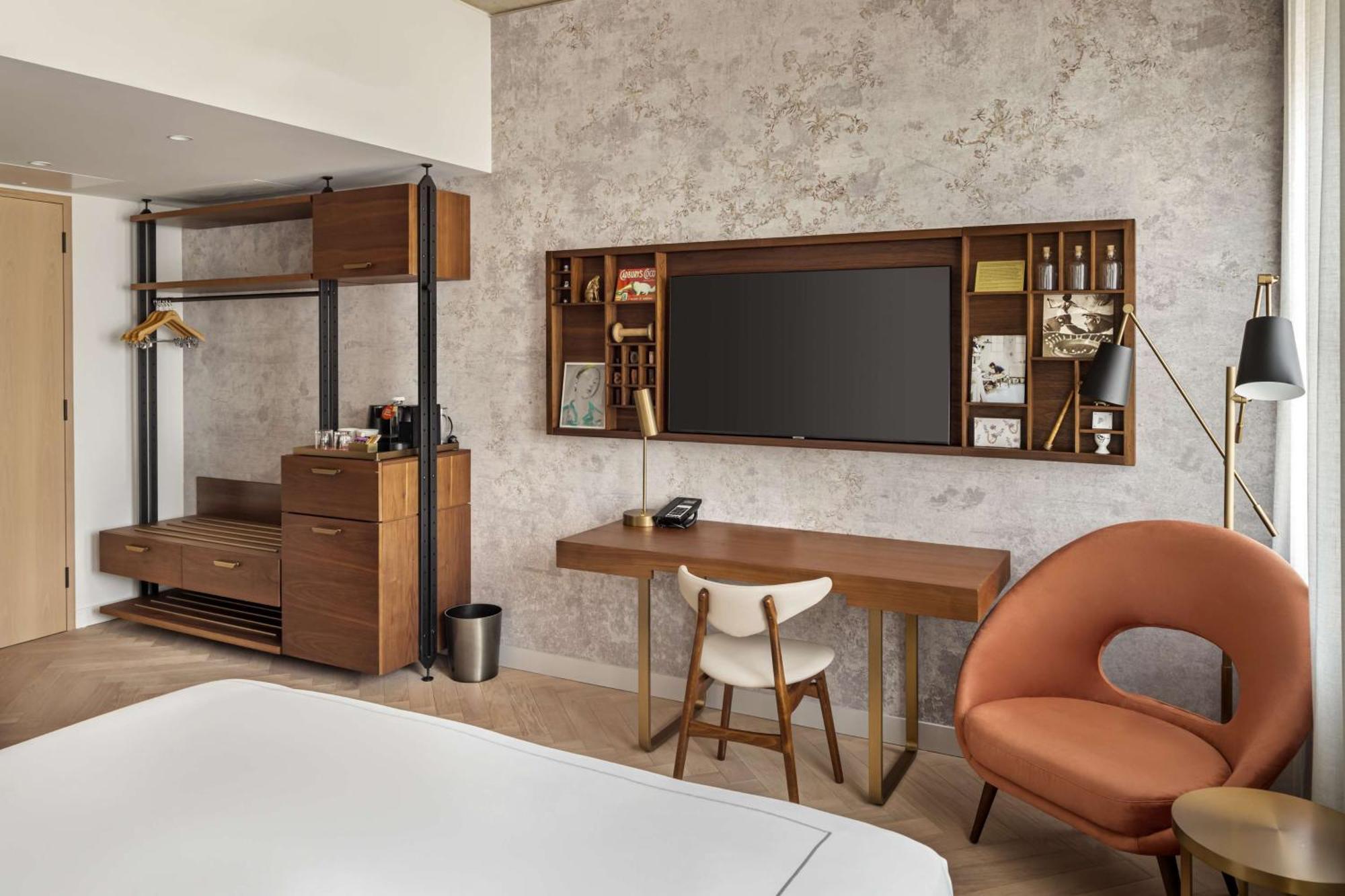 Canopy By Hilton 4*