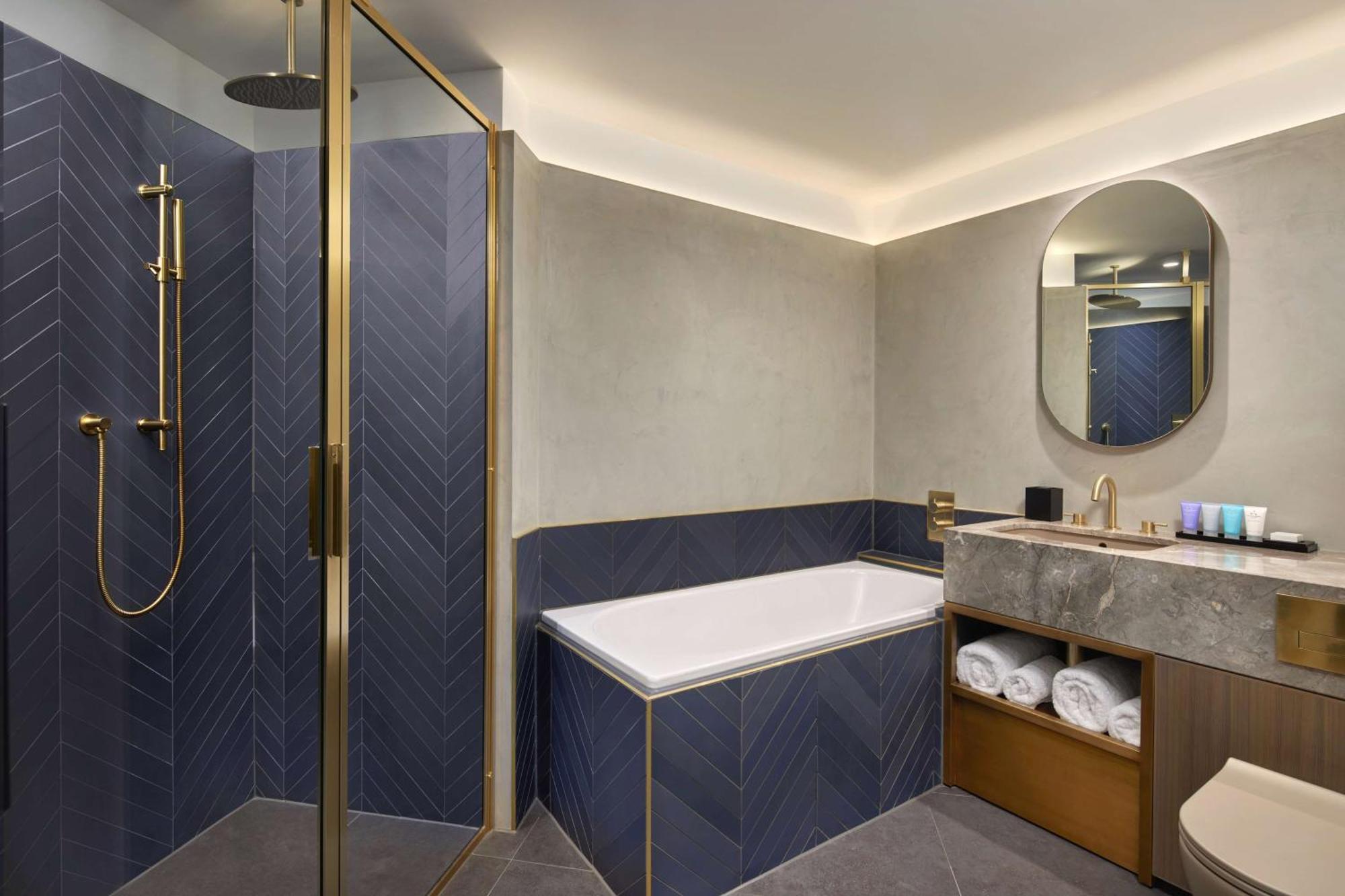 Hotel Canopy By Hilton 4*
