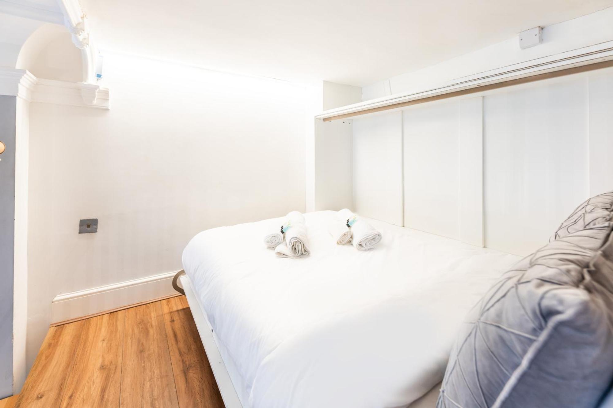 Luxury One Bedroom Flat In Westbourne Terrace * Londres