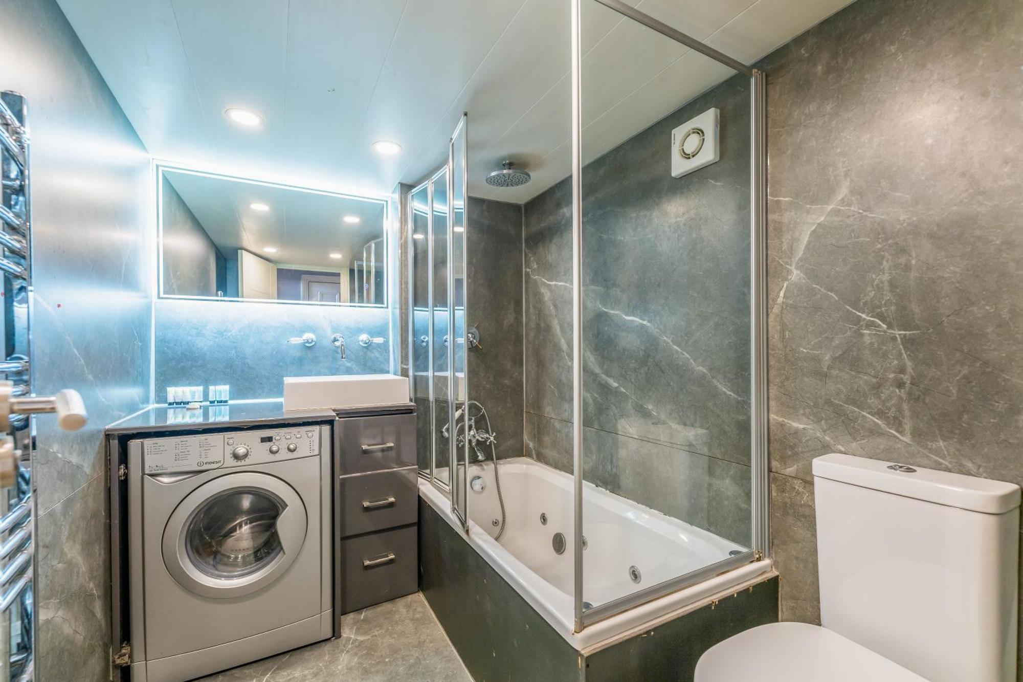 Luxury One Bedroom Flat In Westbourne Terrace Londres